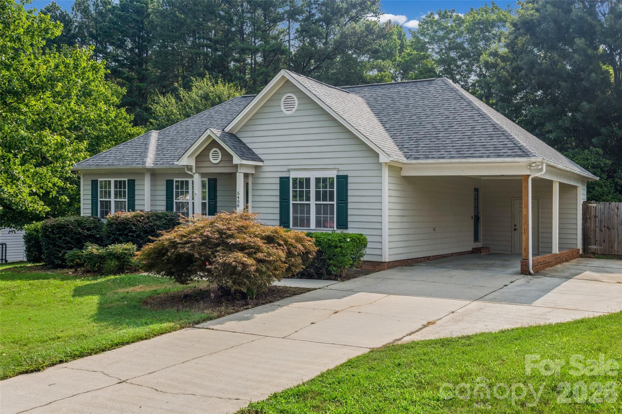 Front view - 5408 Mallard Lane, Gastonia