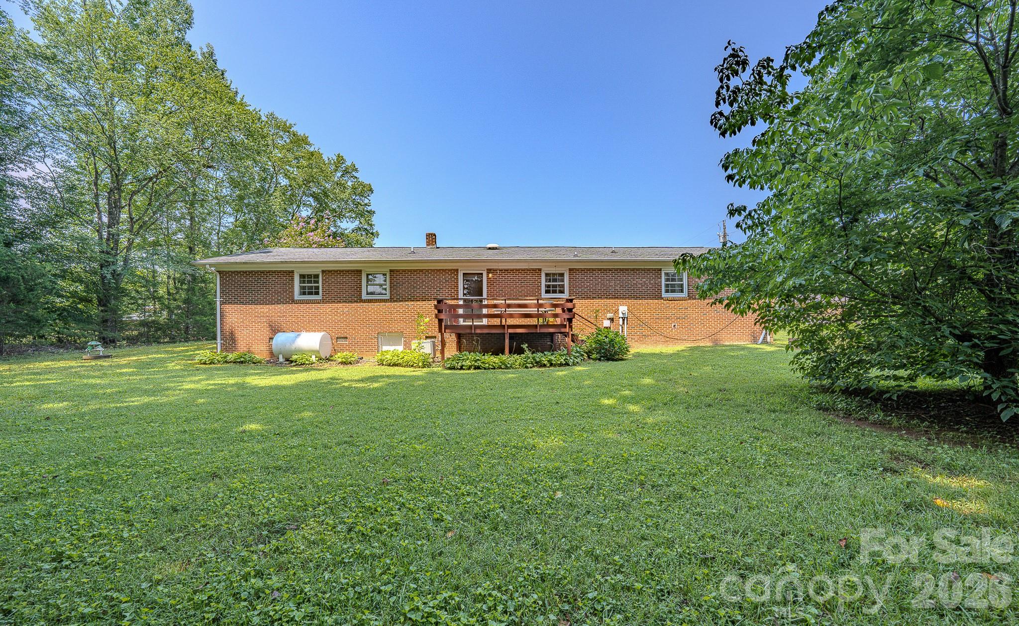 Single Family Residence at 1169 Burkehurst Avenue, Morganton, photo 4 of 33