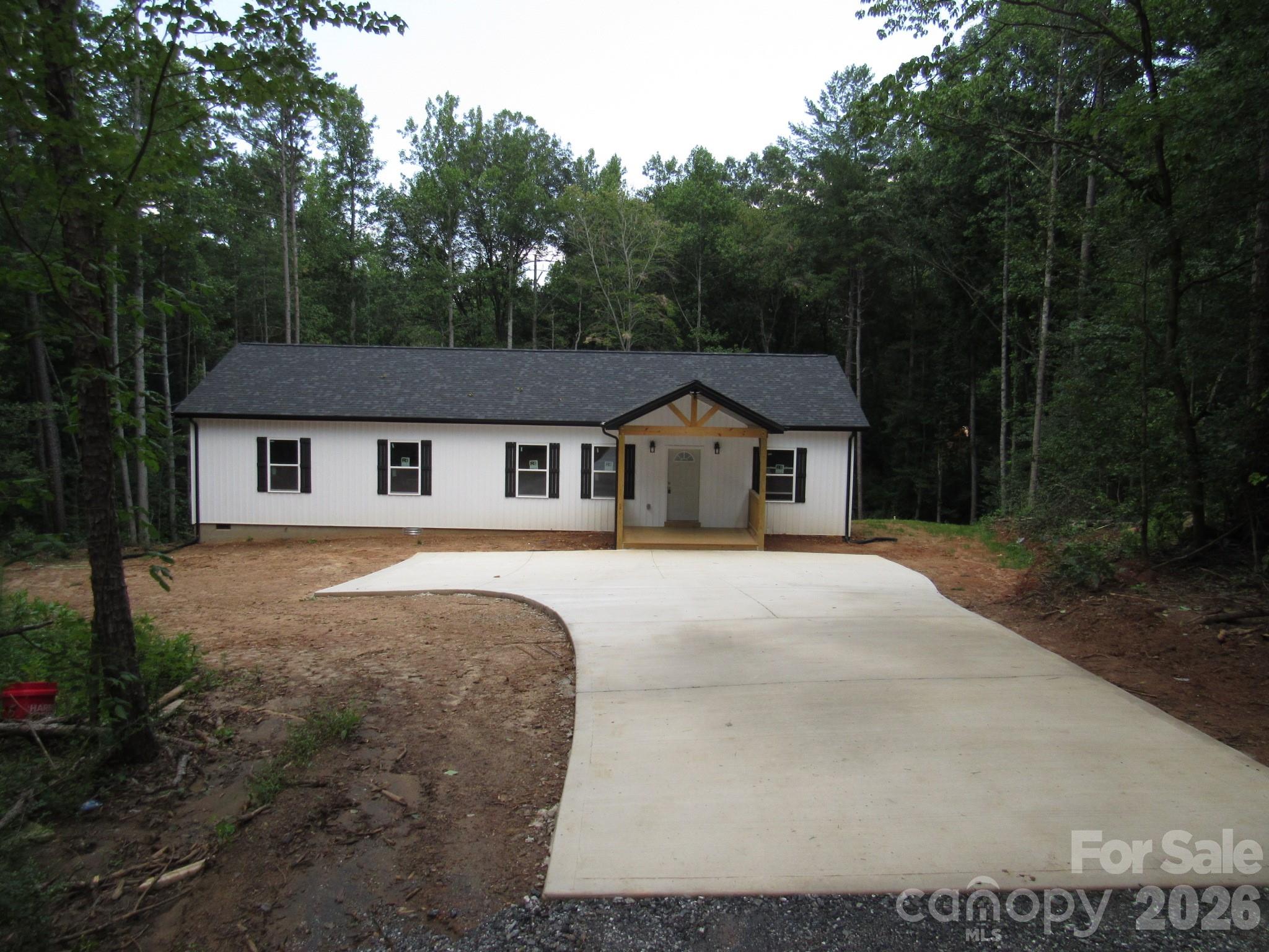 Single Family Residence at 92 Saint Charles Court, Hickory, photo 18 of 18