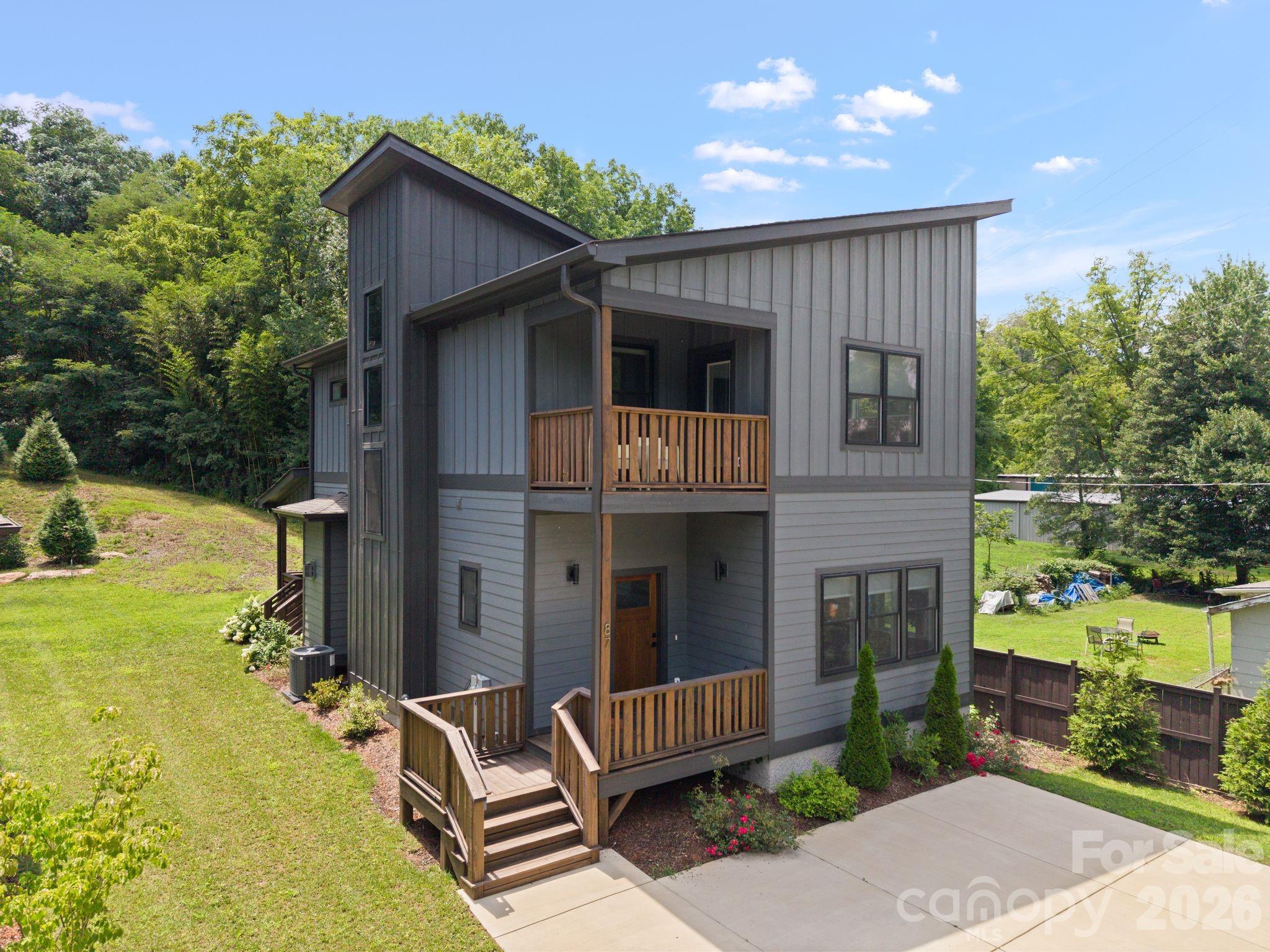 Single Family Residence at 87 Glendale Avenue, Asheville
