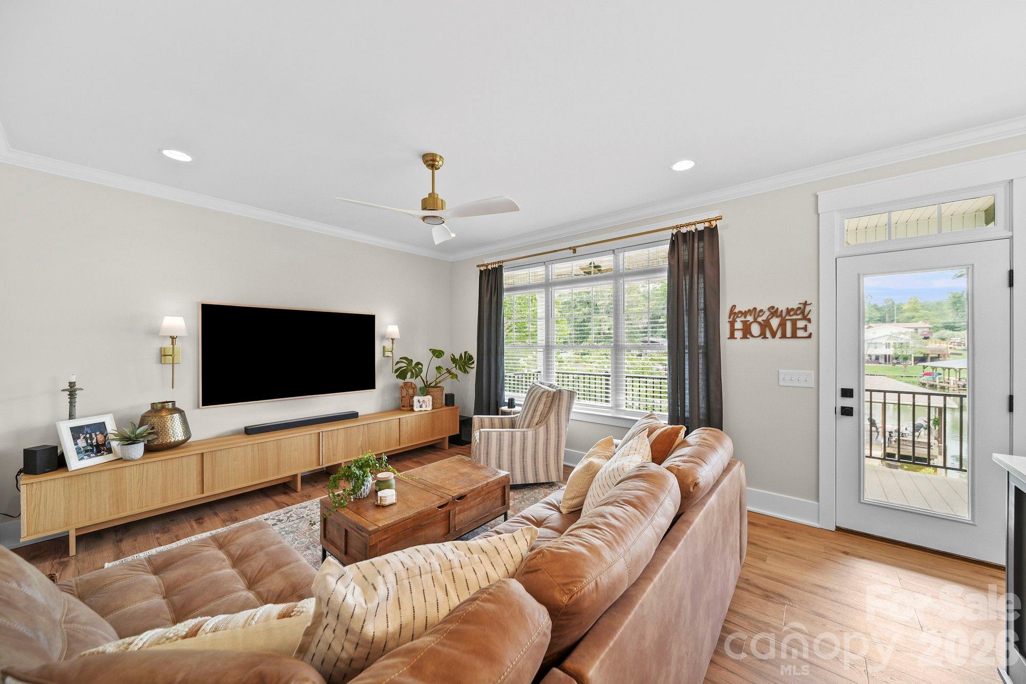 Living Room - Main Level - 698 Lake Head Road, Norwood