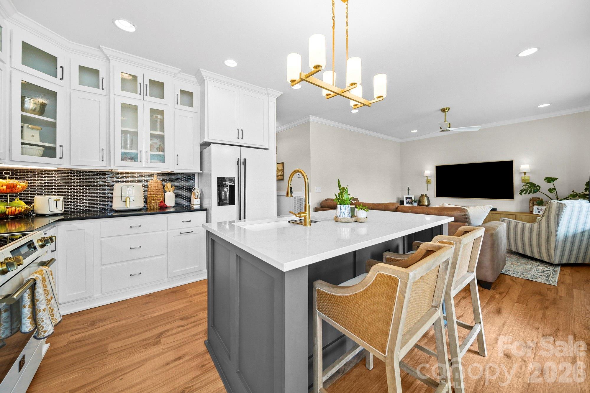 Kitchen - 698 Lake Head Road, Norwood