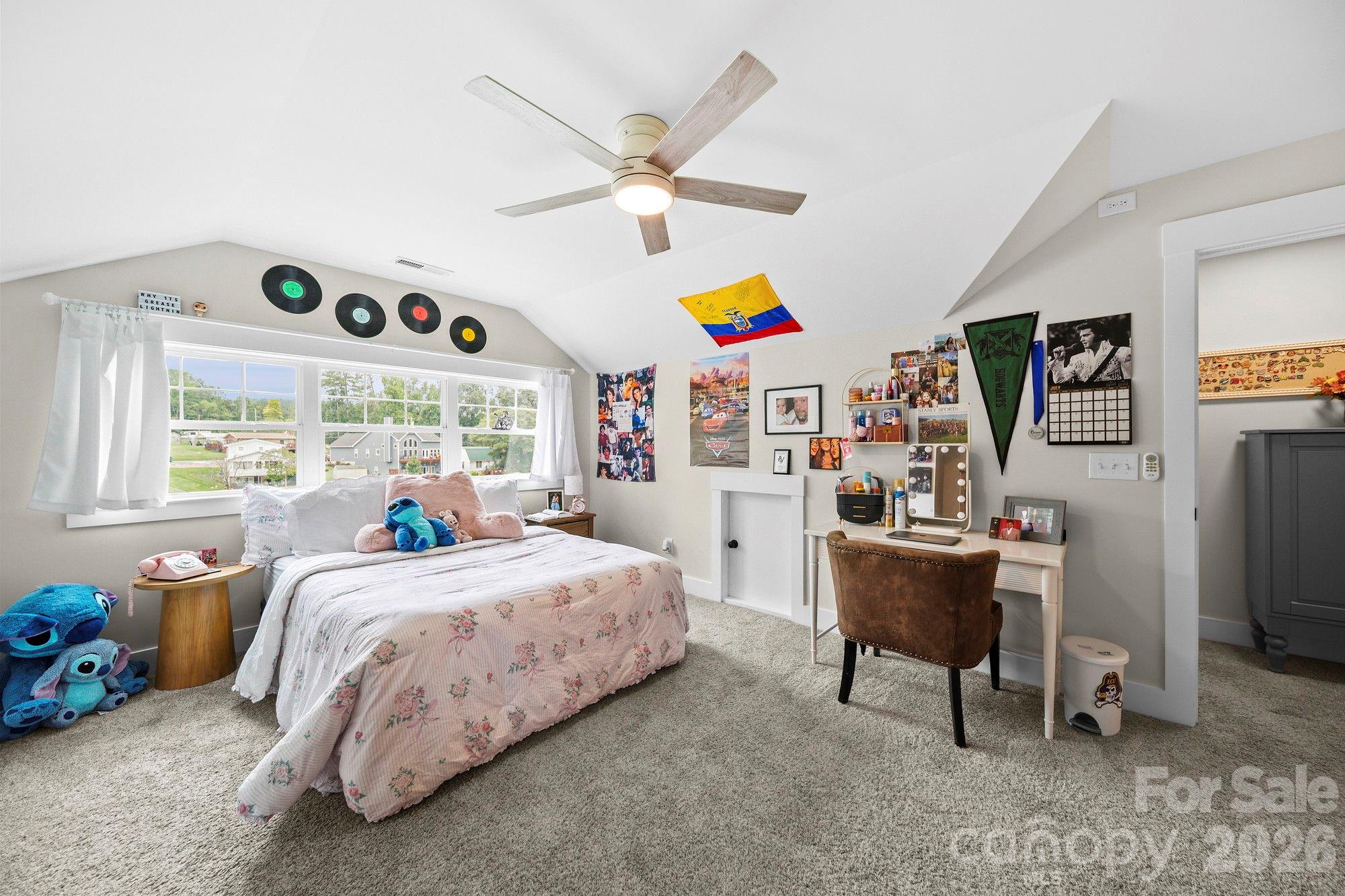 Bedroom 2 - Upper - 698 Lake Head Road, Norwood