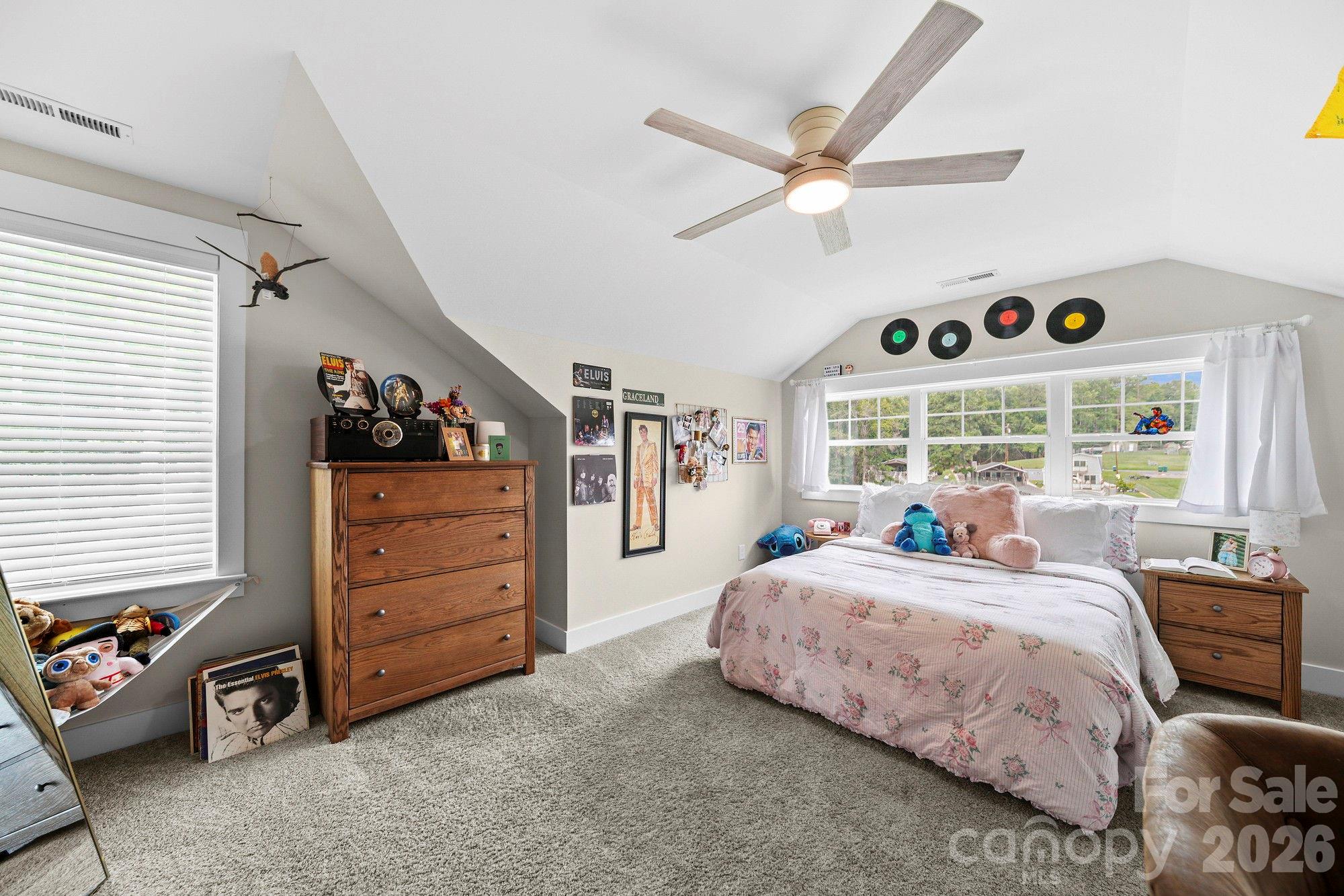 Bedroom 2 - Upper - 698 Lake Head Road, Norwood