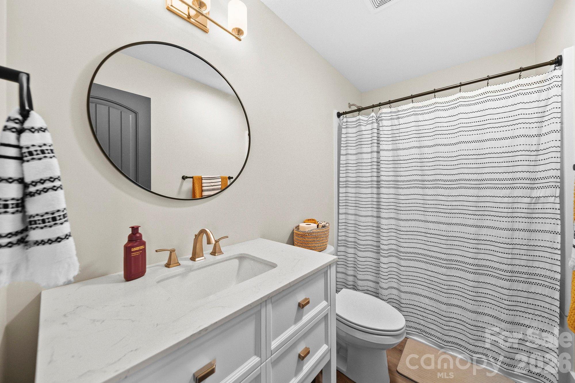 Basement - Full Bathroom - 698 Lake Head Road, Norwood