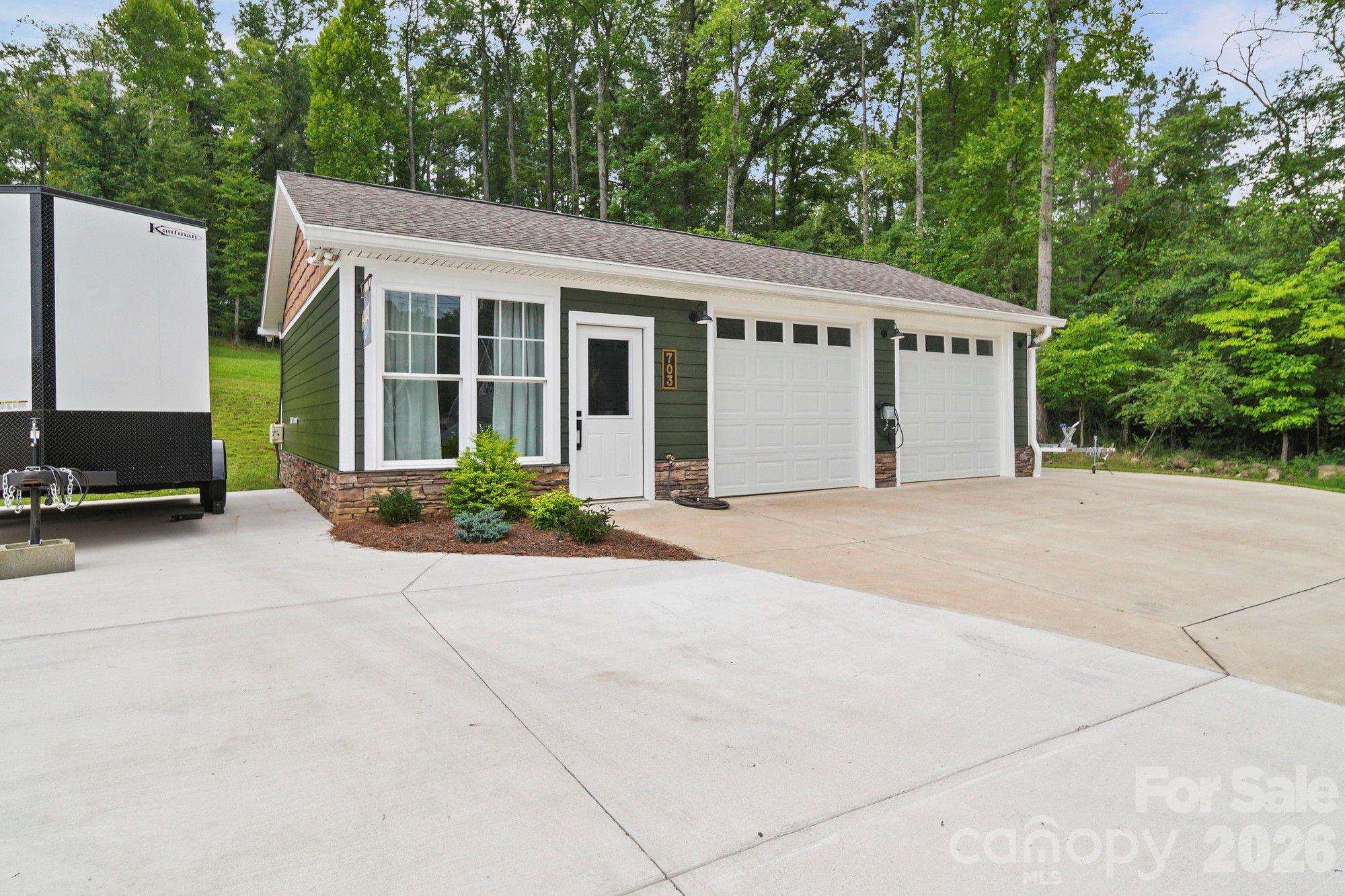 Detached Garage - 2nd Living Quarters - 698 Lake Head Road, Norwood