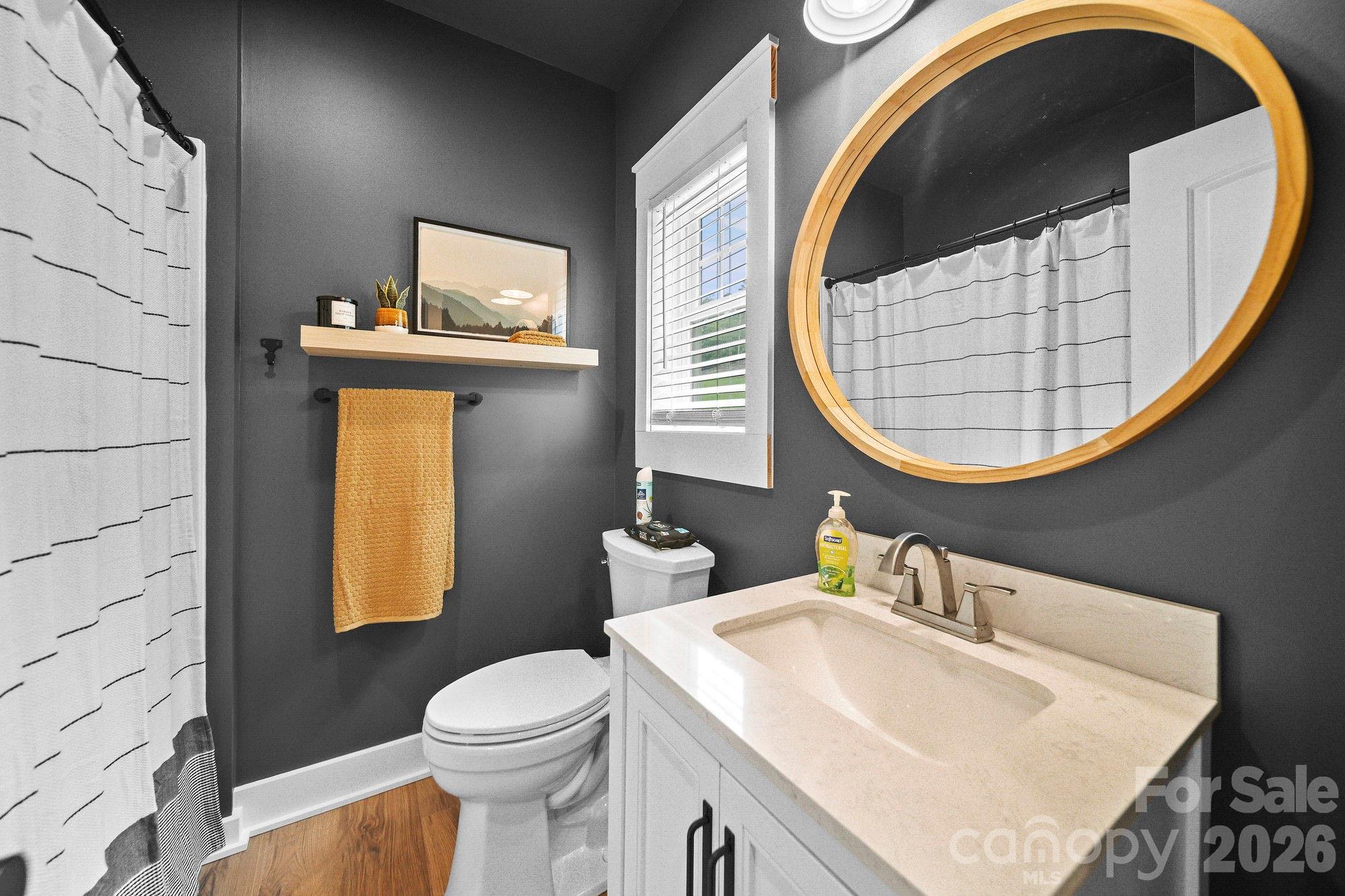 Detached Garage - 2nd Living Quarters Bathroom - 698 Lake Head Road, Norwood