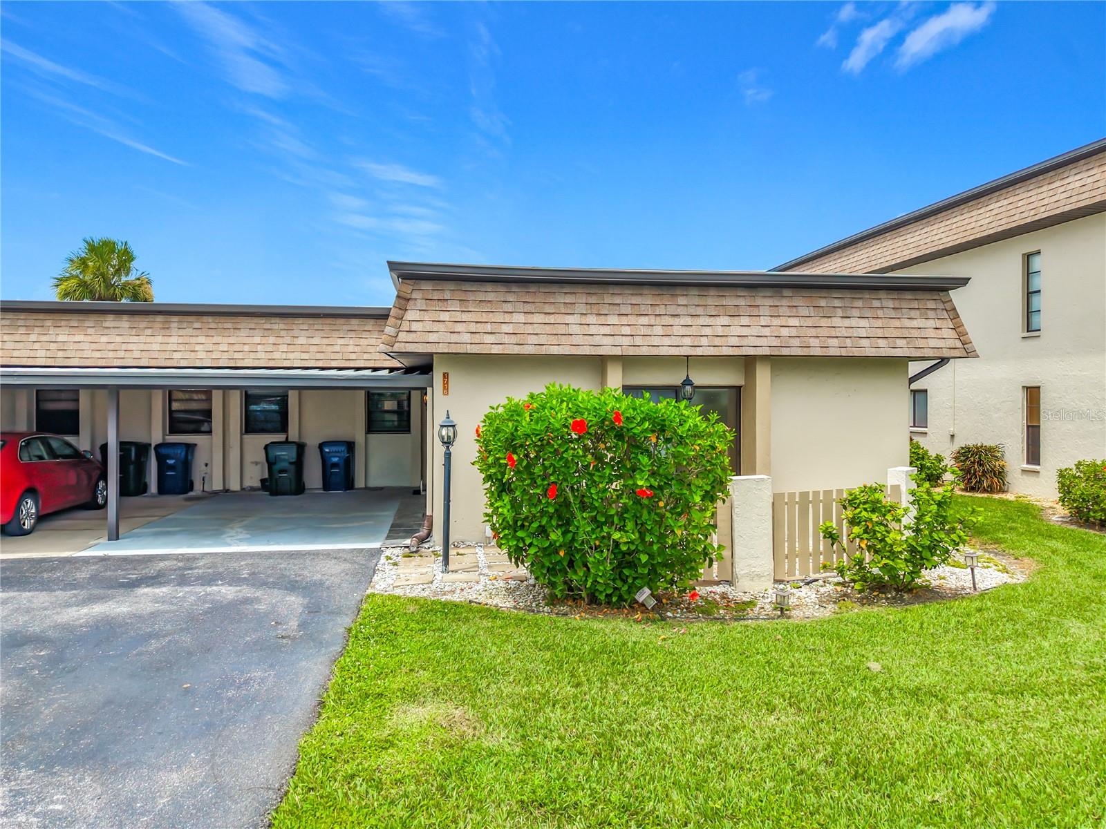 1716 LAKESIDE DR #1714B