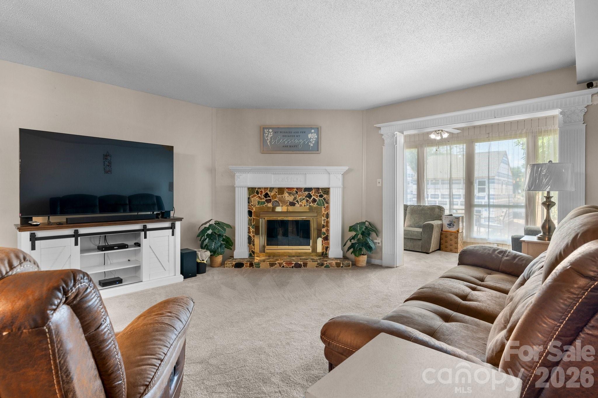Townhouse at 1330 5th Street NE, Hickory, photo 2 of 23