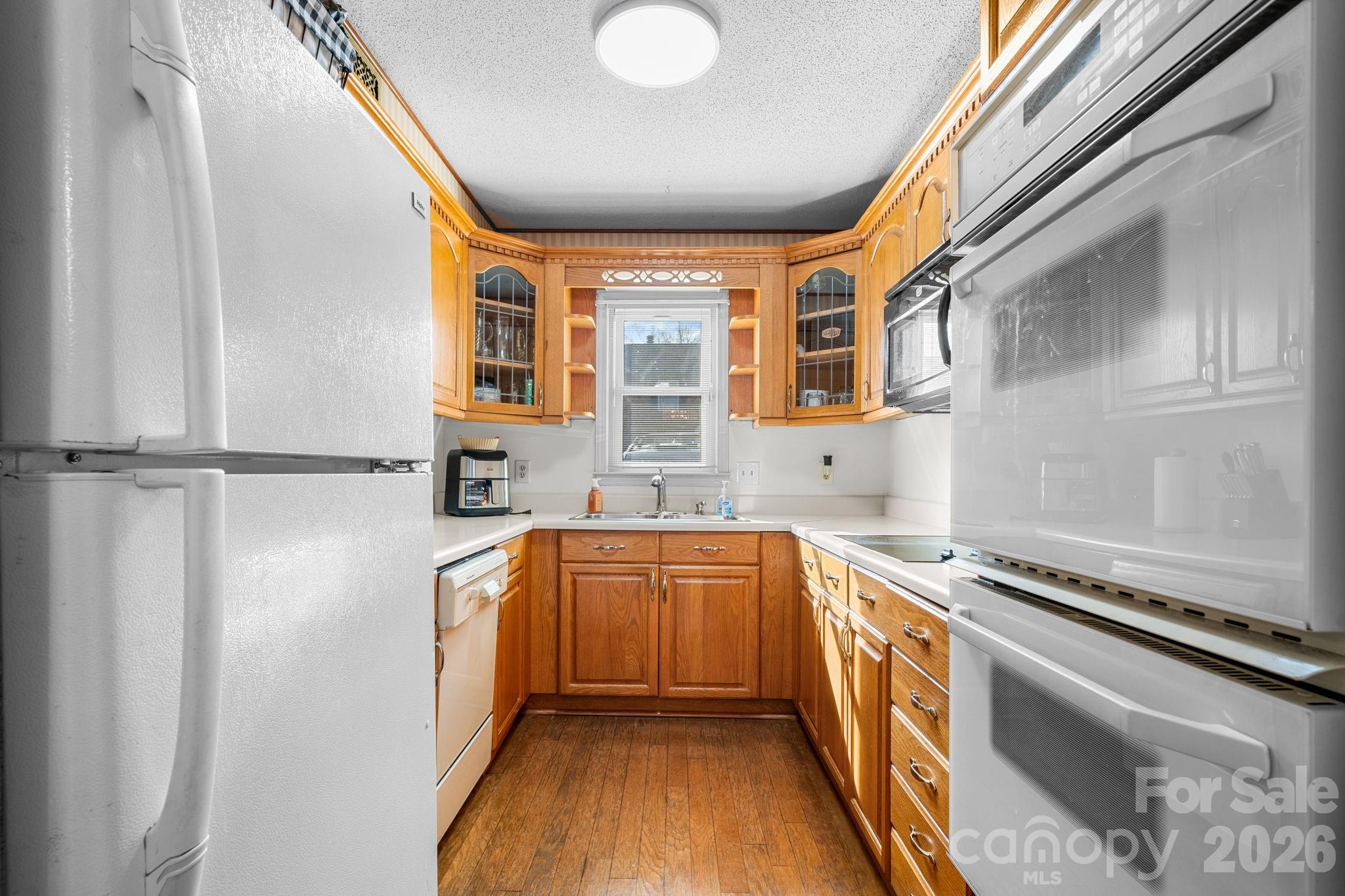 Townhouse at 1330 5th Street NE, Hickory, photo 7 of 23