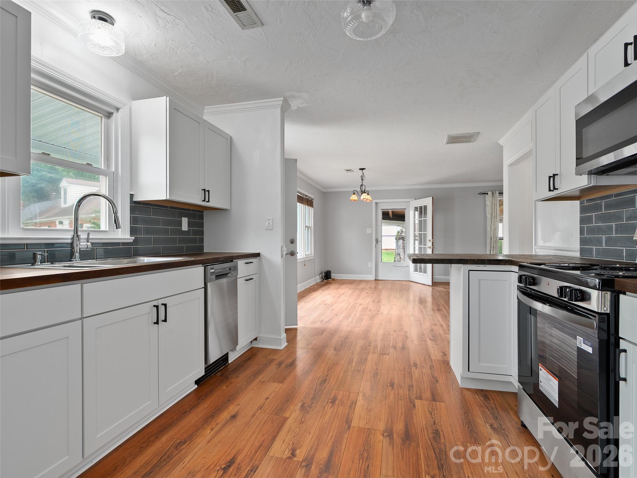 Single Family Residence at 151 Meadow Street, Waynesville, photo 20 of 39