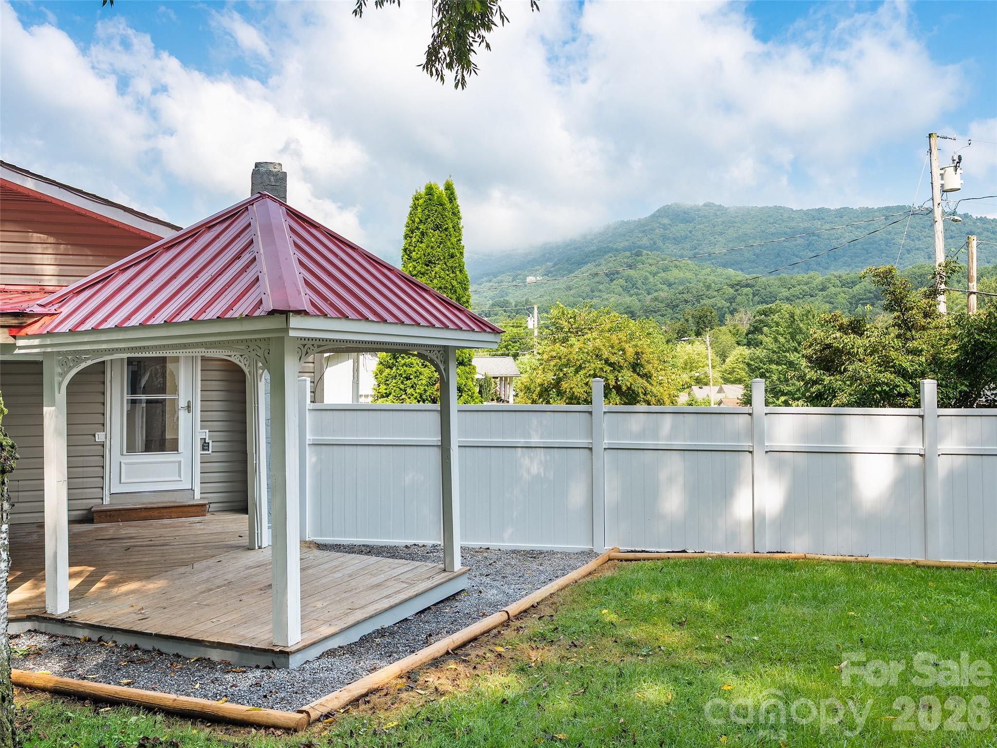 Single Family Residence at 151 Meadow Street, Waynesville, photo 28 of 39