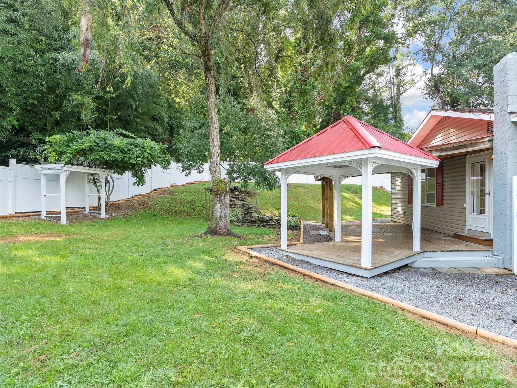 Single Family Residence at 151 Meadow Street, Waynesville, photo 29 of 39