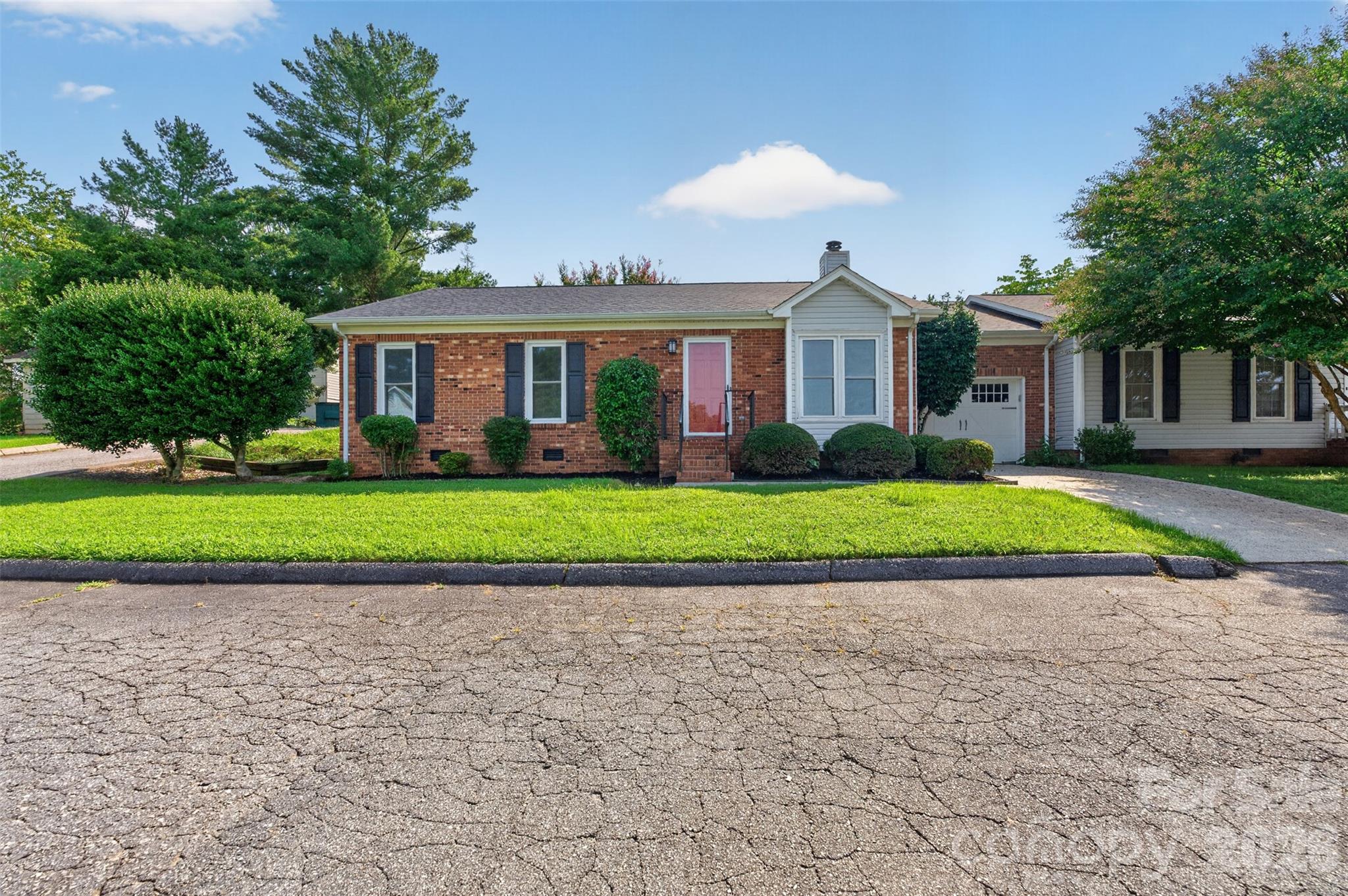 Condominium at 1326 Old Lenoir Road NW, Hickory, photo 3 of 34