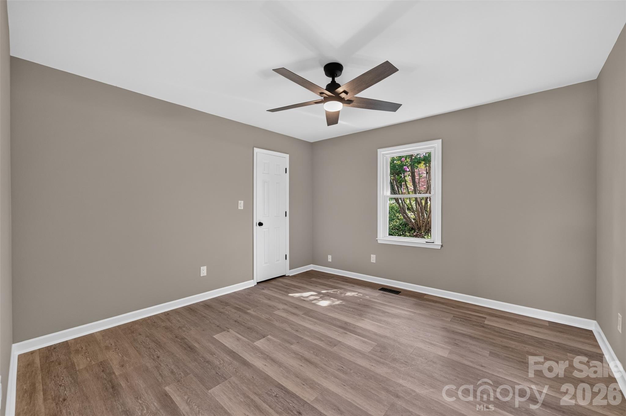Condominium at 1326 Old Lenoir Road NW, Hickory, photo 20 of 34