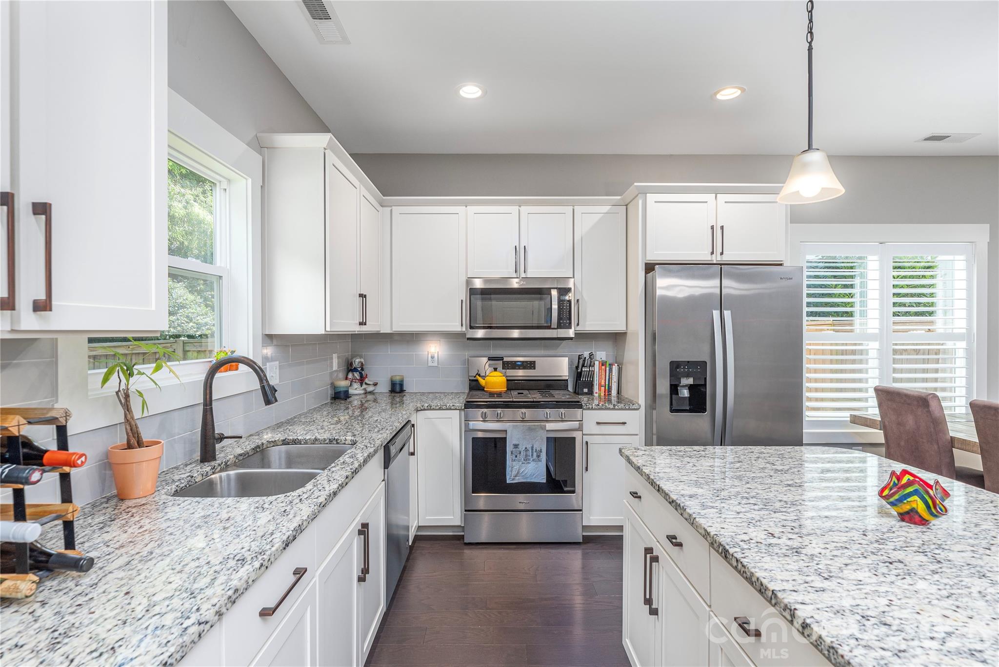 Single Family Residence at 21 Crayton Park Drive, Asheville, photo 9 of 18