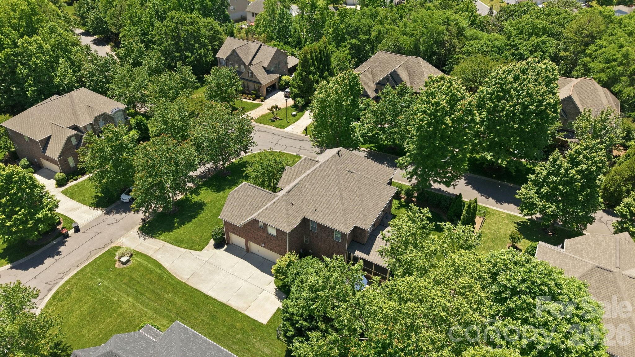 Single Family Residence at 705 Glenn Allen Way, Fort Mill, photo 45 of 48