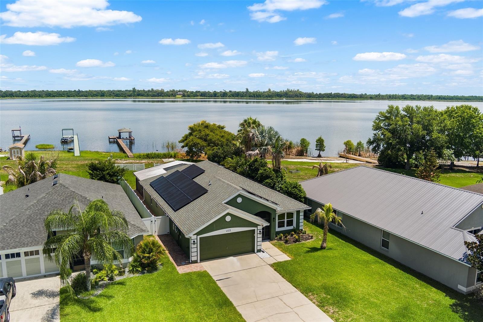 4123 ISLAND LAKES DR
