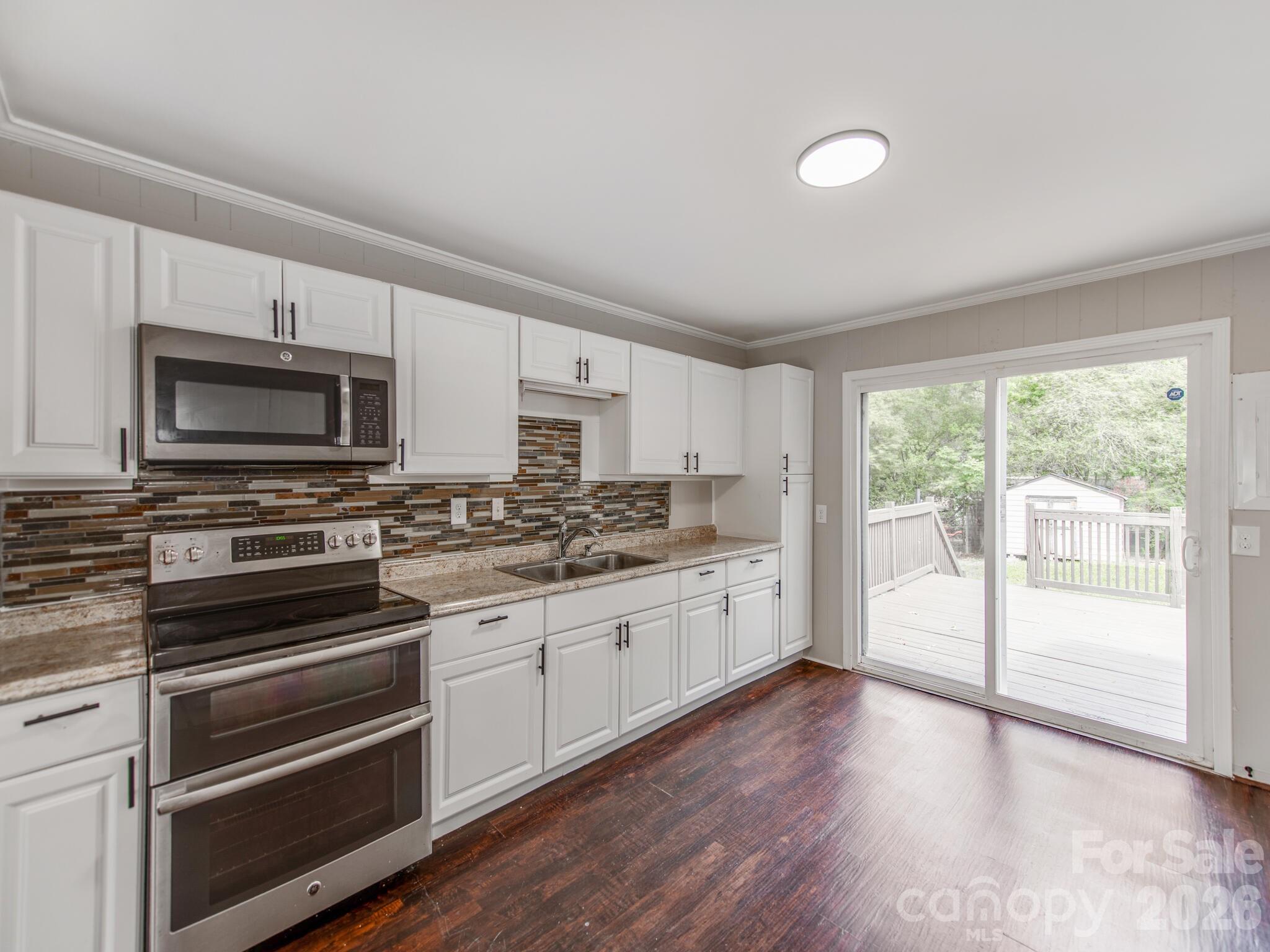Single Family Residence at 331 Park Road, Albemarle, photo 7 of 27