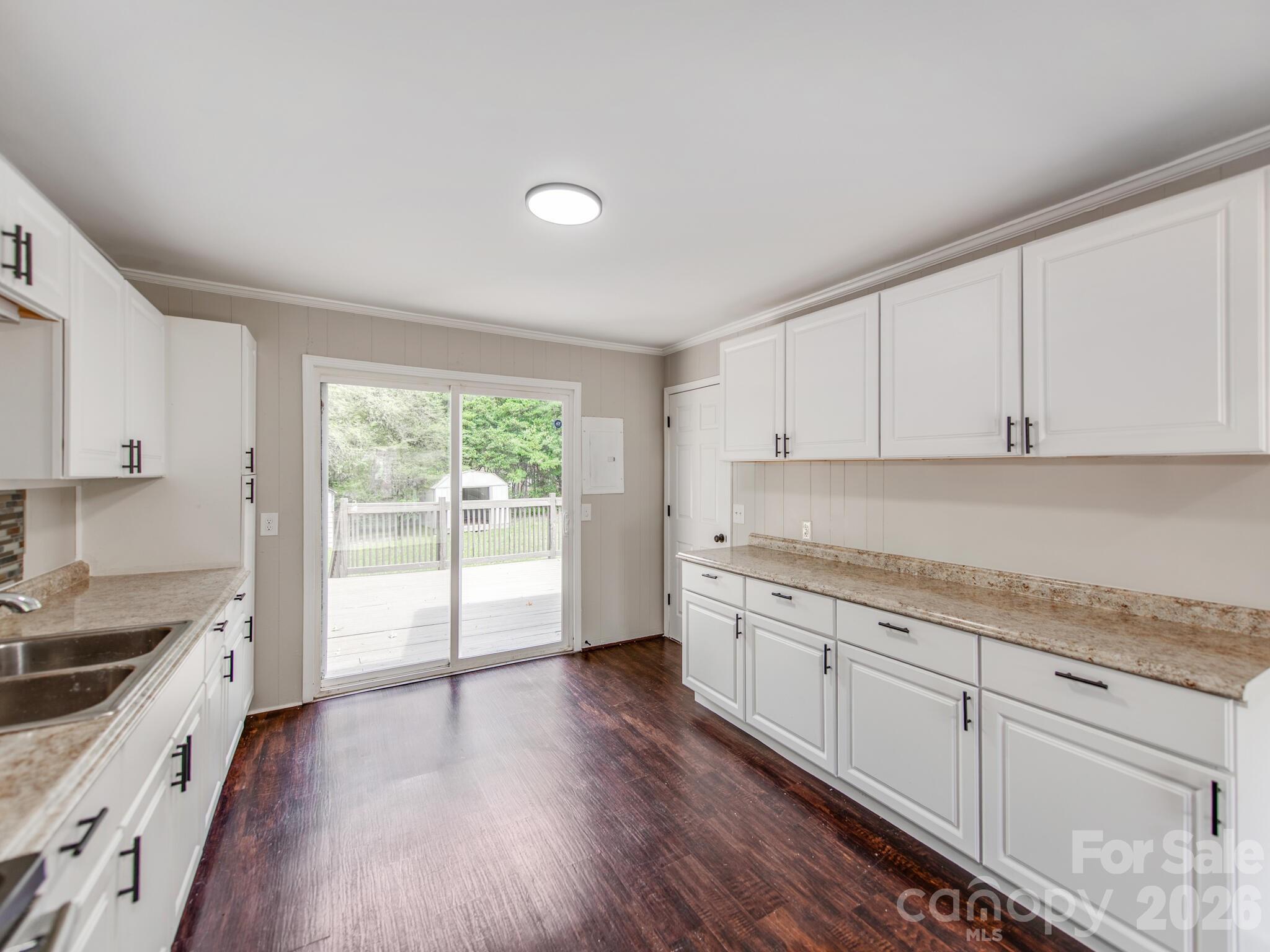 Single Family Residence at 331 Park Road, Albemarle, photo 8 of 27