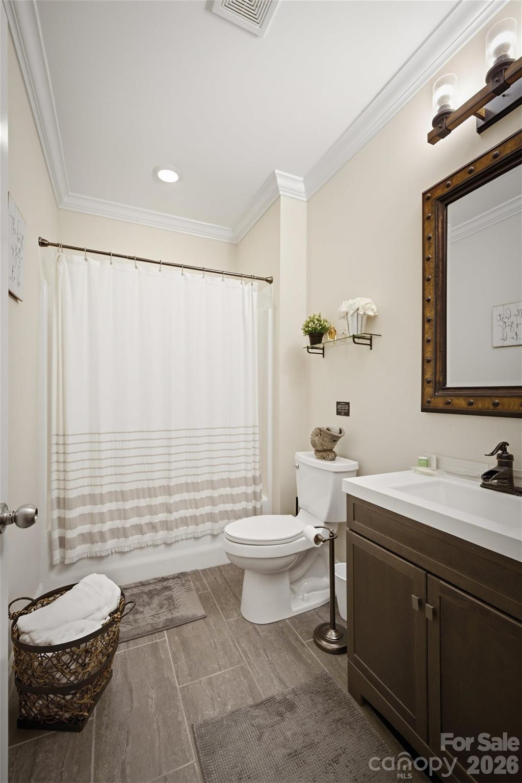 Single Family Residence at 2079 Dockside Place, Connelly Springs, photo 19 of 36
