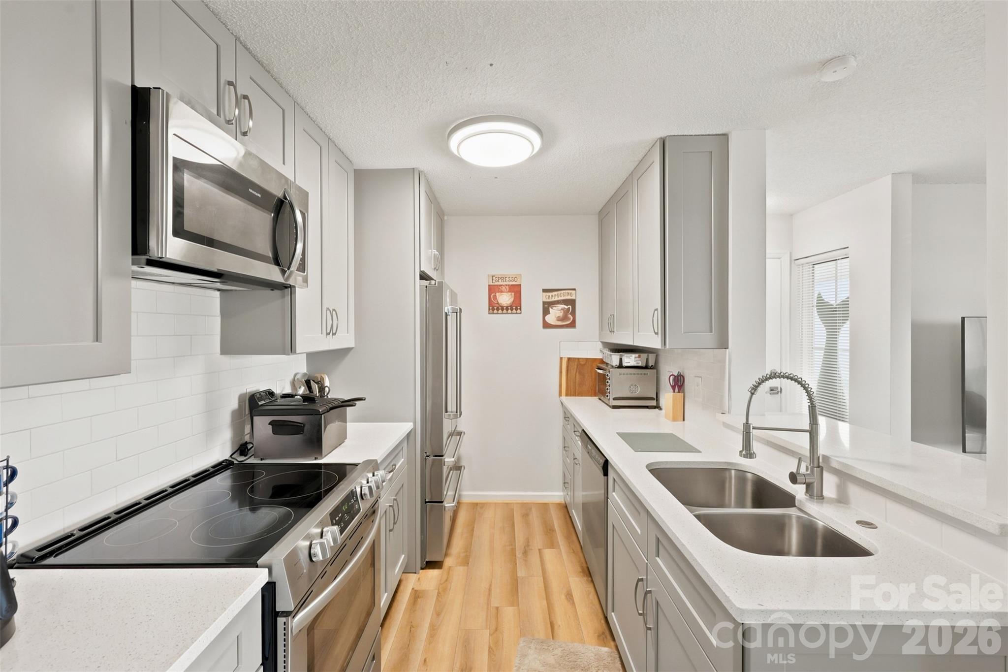 Condominium at 2187 Clearwater Drive, Myrtle Beach, photo 13 of 48