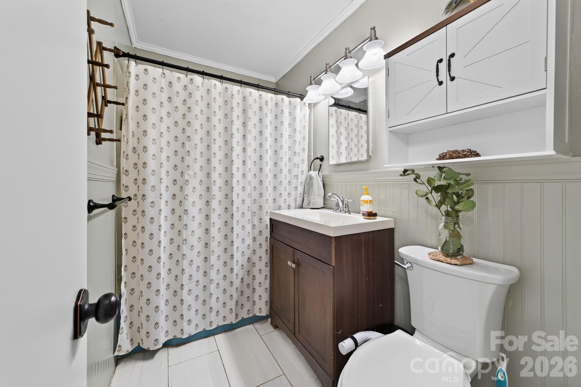 Primary Full Bath - 561 N Shiloh Road, York