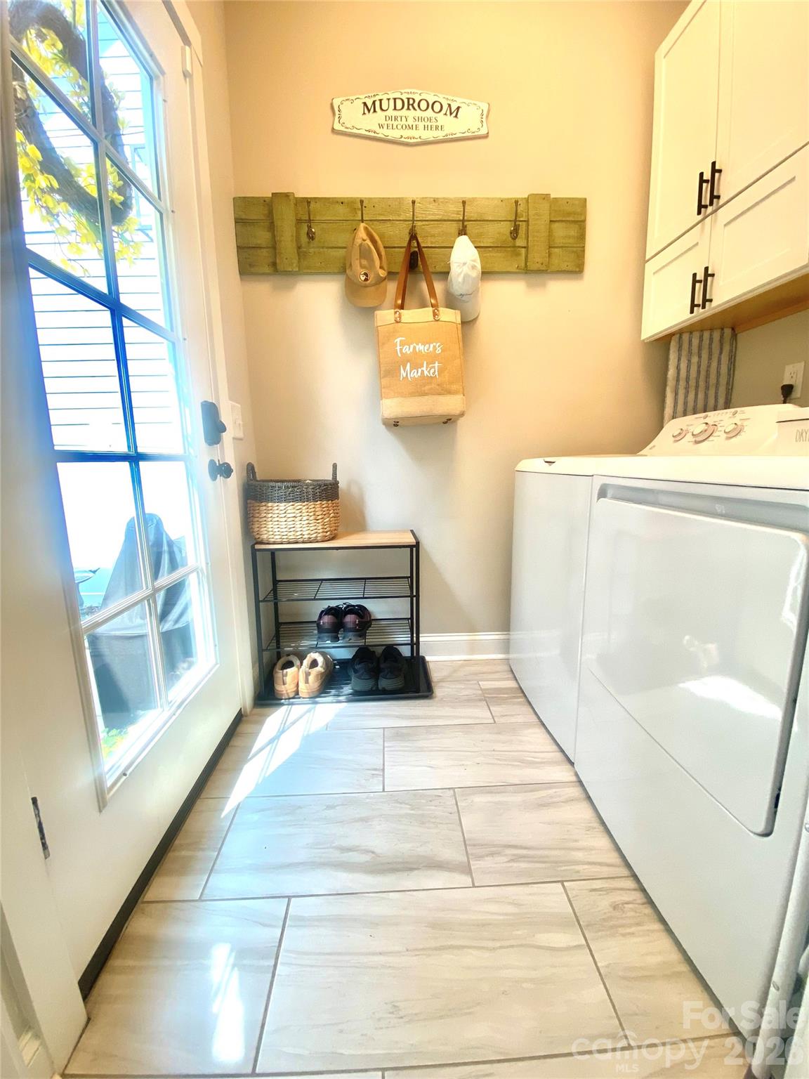Mudroom 2 - 3110 Bellwood Place, Kannapolis