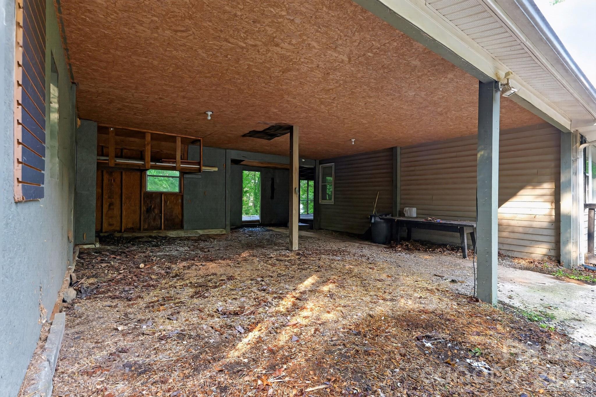 Single Family Residence at 607 Texas Trail, Dallas, photo 20 of 23
