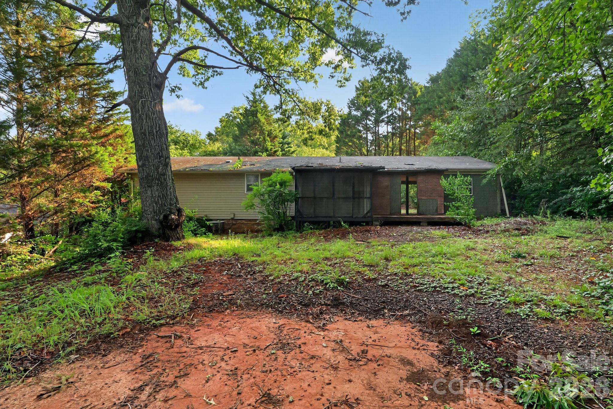 Single Family Residence at 607 Texas Trail, Dallas, photo 22 of 23