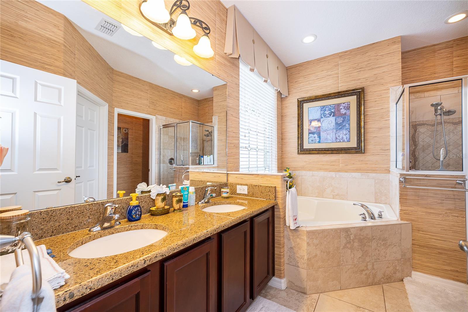 En-Suite 1 - 124 YELLOW SNAPDRAGON DR, DAVENPORT
