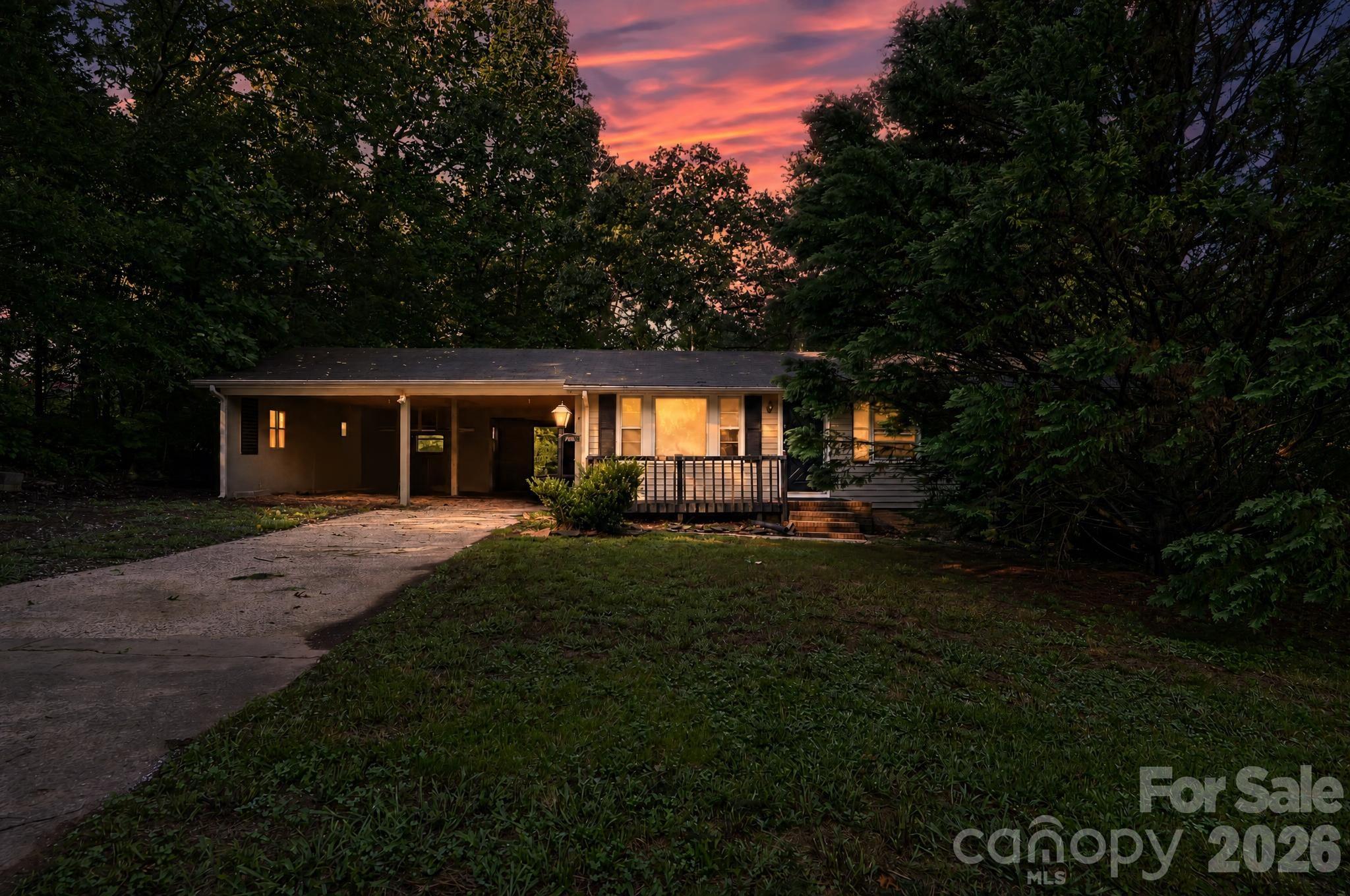 607 Texas Trail