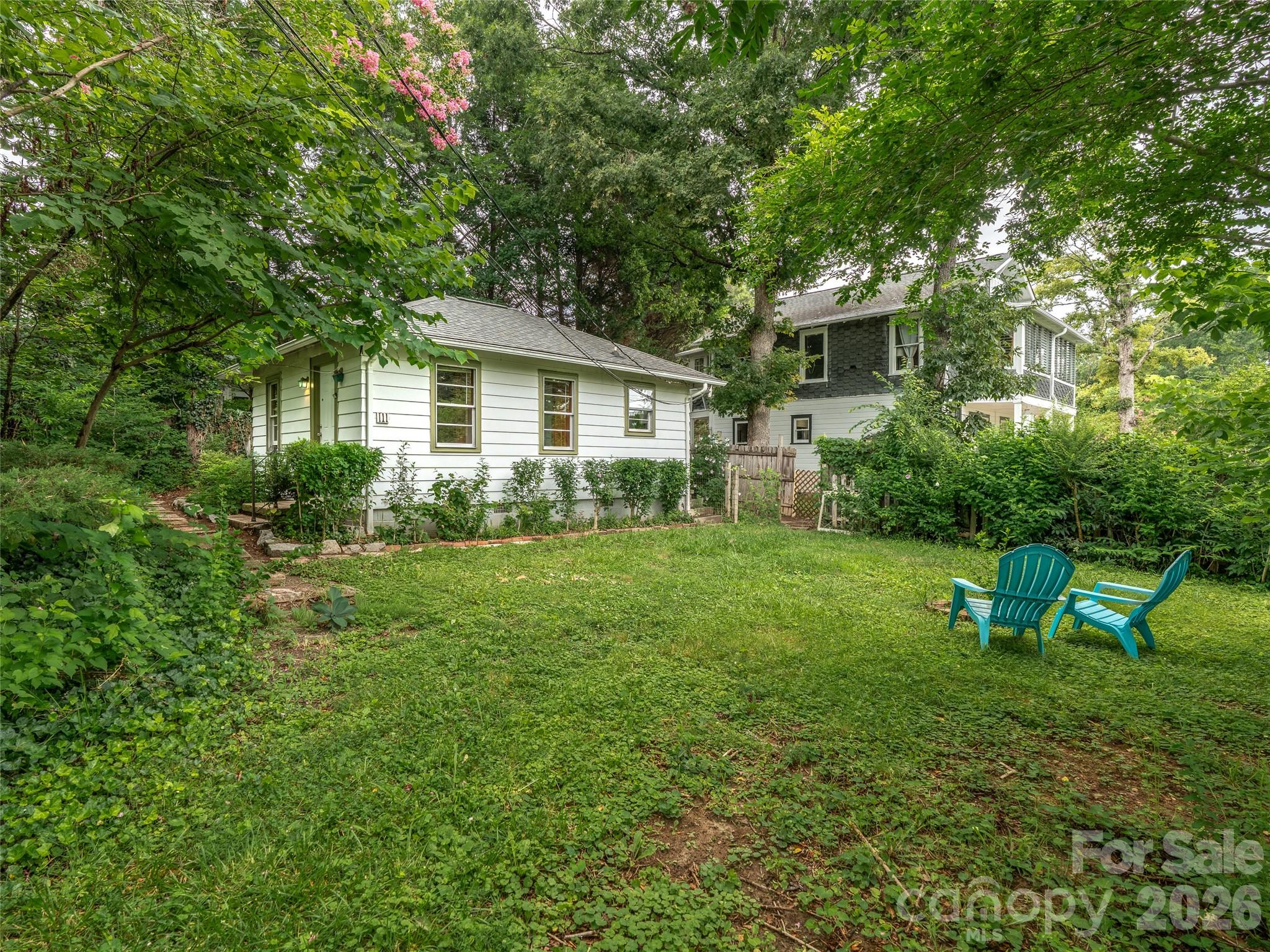 111 Stewart Writer's Cottage Level Front Yard - 111-113 Stewart Street, Hendersonville