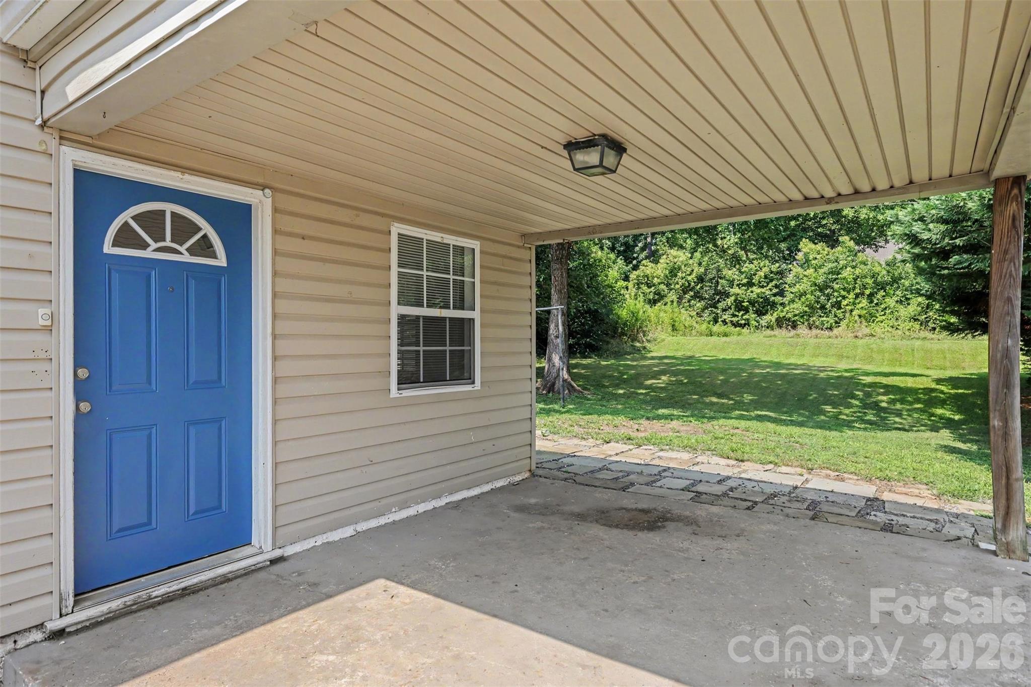 Single Family Residence at 1037 Cherokee Avenue, Rock Hill, photo 4 of 34