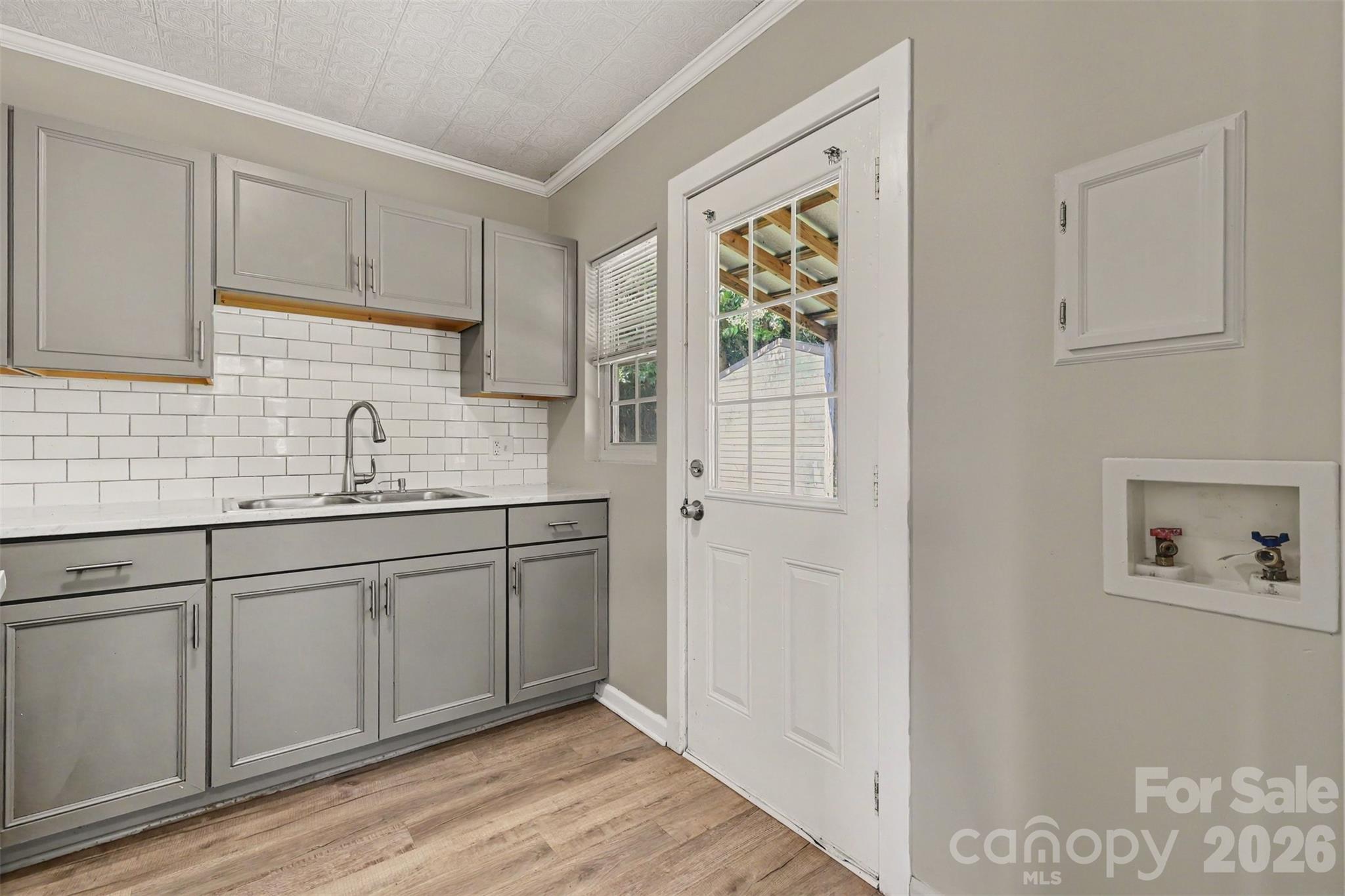 Single Family Residence at 1037 Cherokee Avenue, Rock Hill, photo 12 of 34