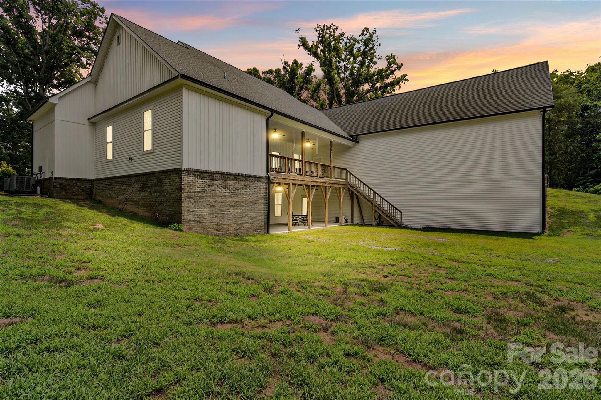 Single Family Residence at 1421 Hamilton Crossroads Road, Marshville, photo 2 of 40