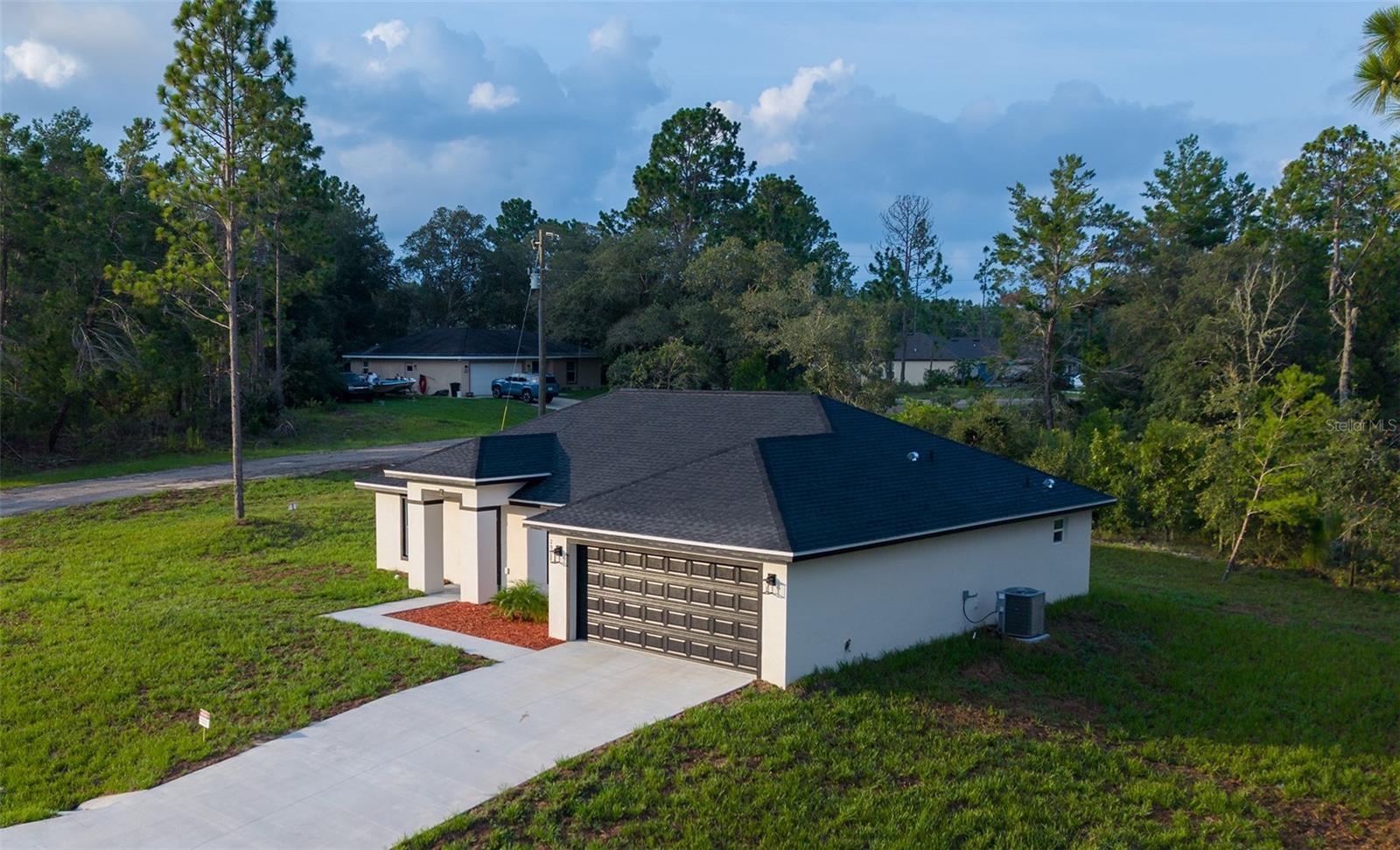Single Family Residence at 2902 W EDISON PL, DUNNELLON, photo 3 of 38