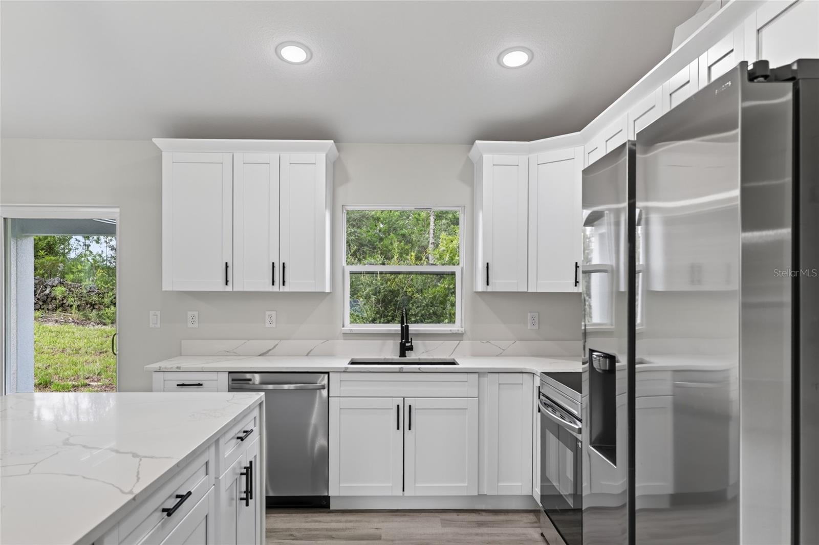 Single Family Residence at 2902 W EDISON PL, DUNNELLON, photo 11 of 38