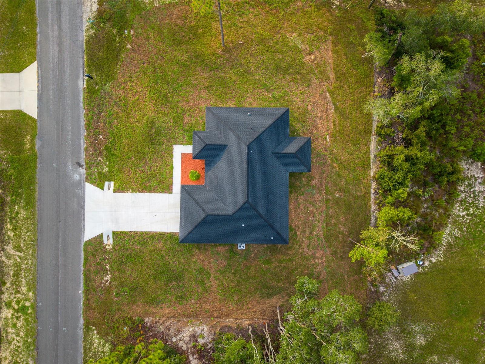 Single Family Residence at 2902 W EDISON PL, DUNNELLON, photo 37 of 38