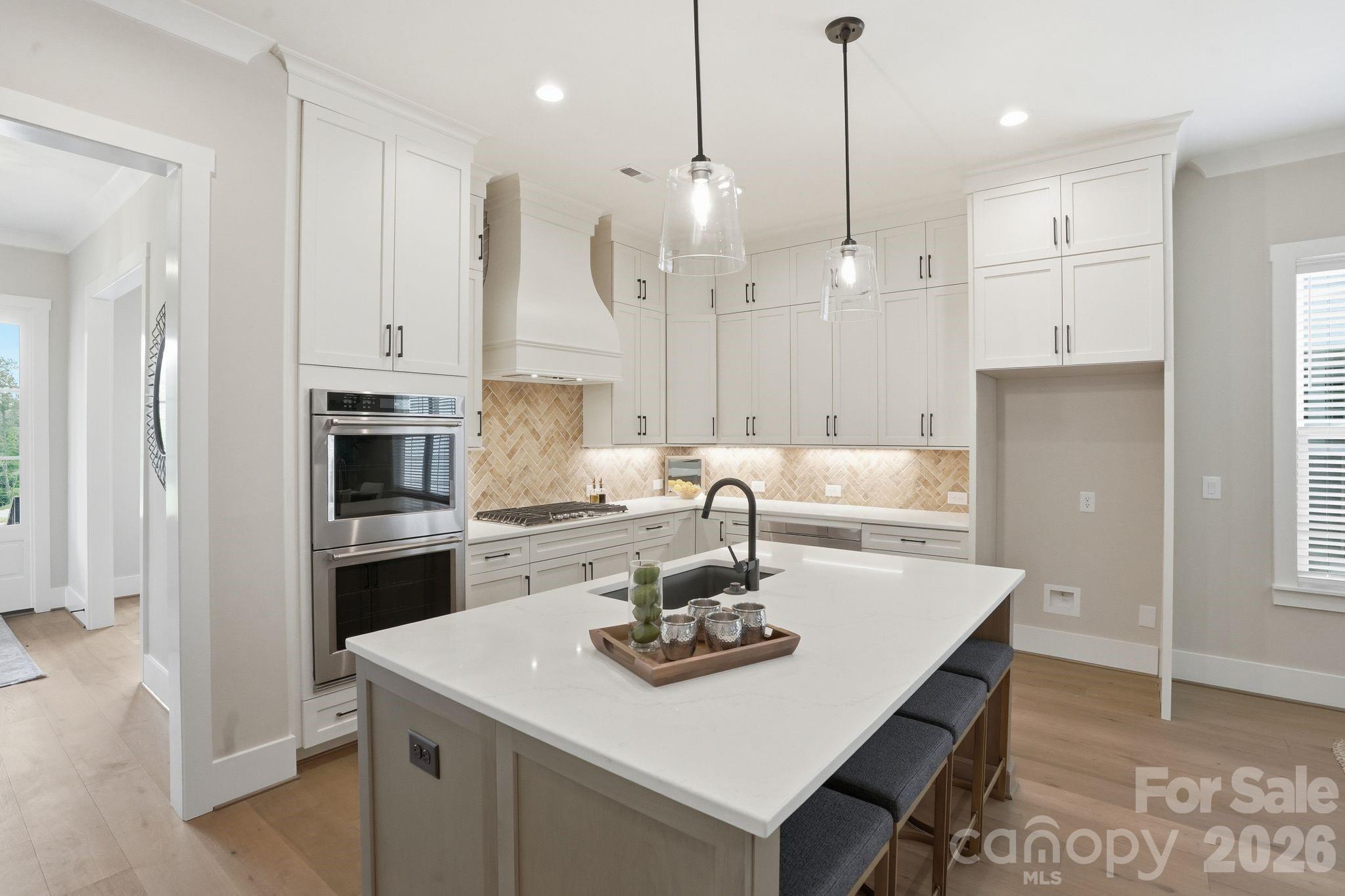 Single Family Residence at 19024 Newburg Hill Road, Davidson, photo 9 of 33