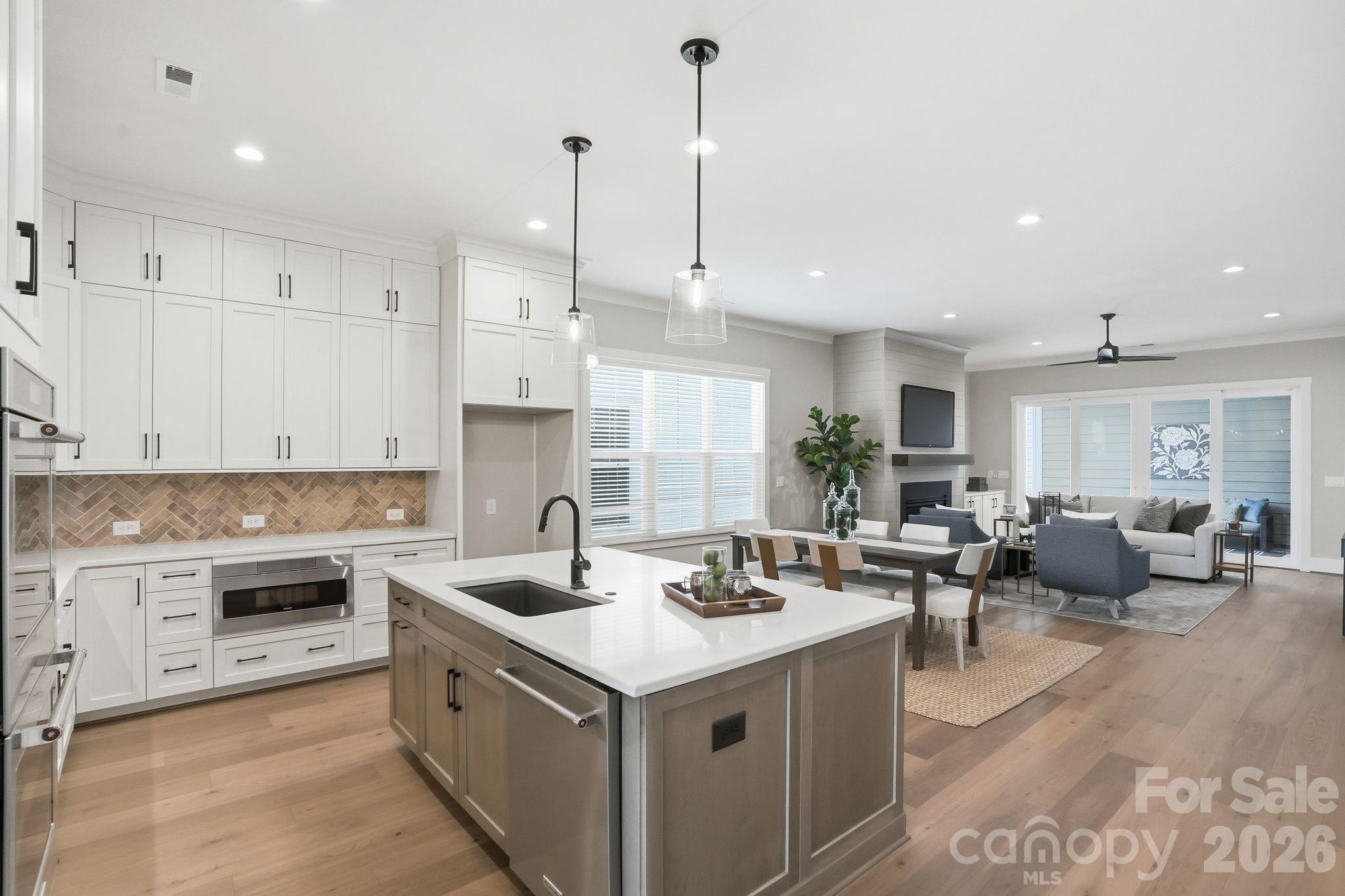 Single Family Residence at 19024 Newburg Hill Road, Davidson, photo 10 of 33