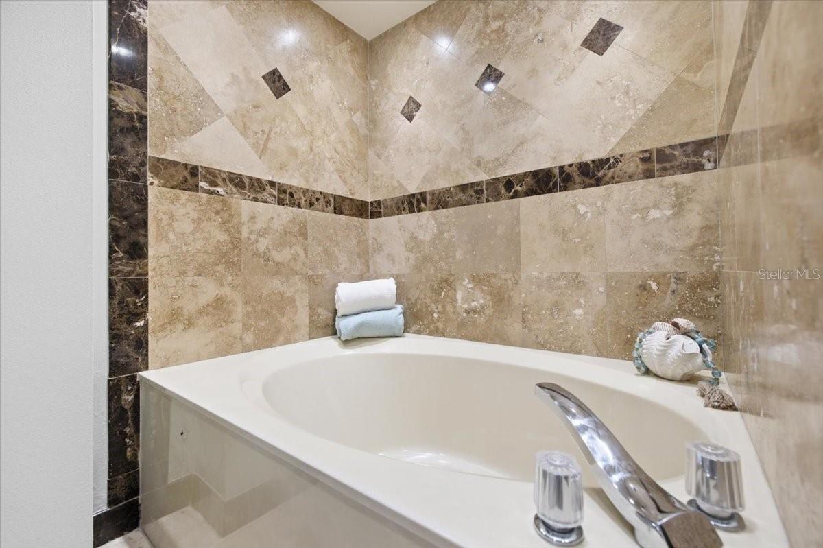 Condominium at 1310 GULF BLVD #18C, CLEARWATER, photo 18 of 57