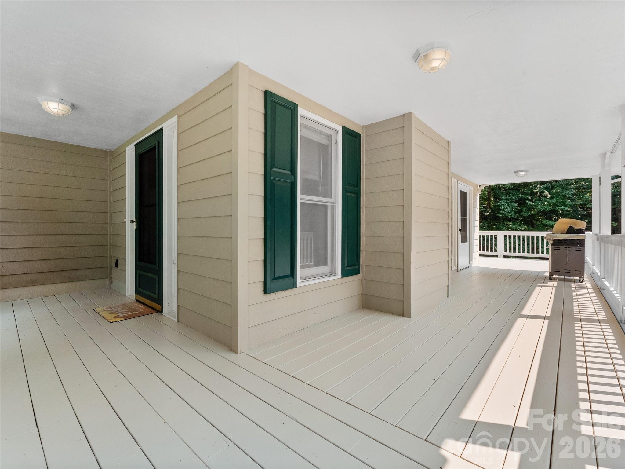 Covered Porch - 218 Junaluska Oaks Drive, Waynesville