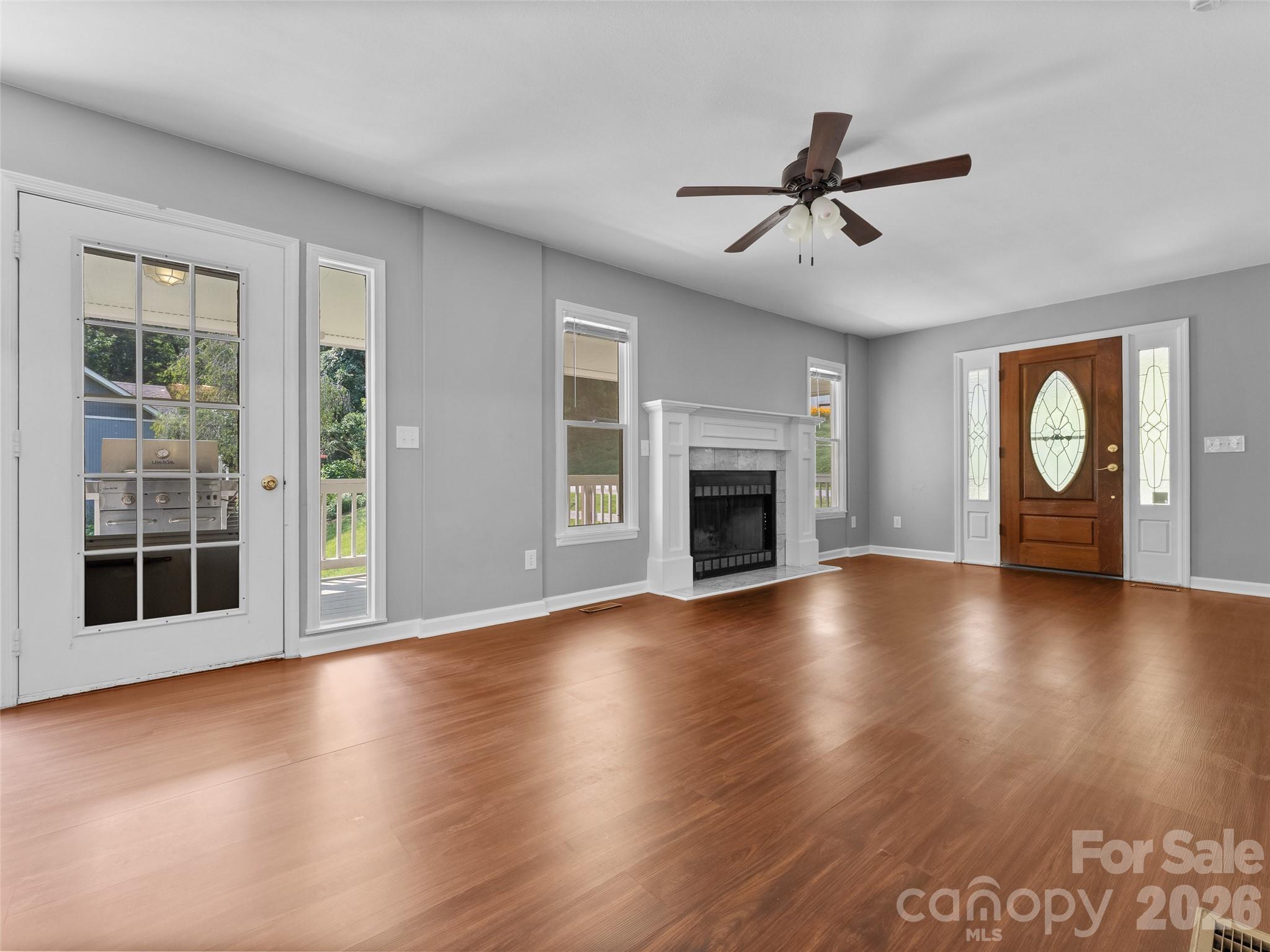 Living Room - 218 Junaluska Oaks Drive, Waynesville