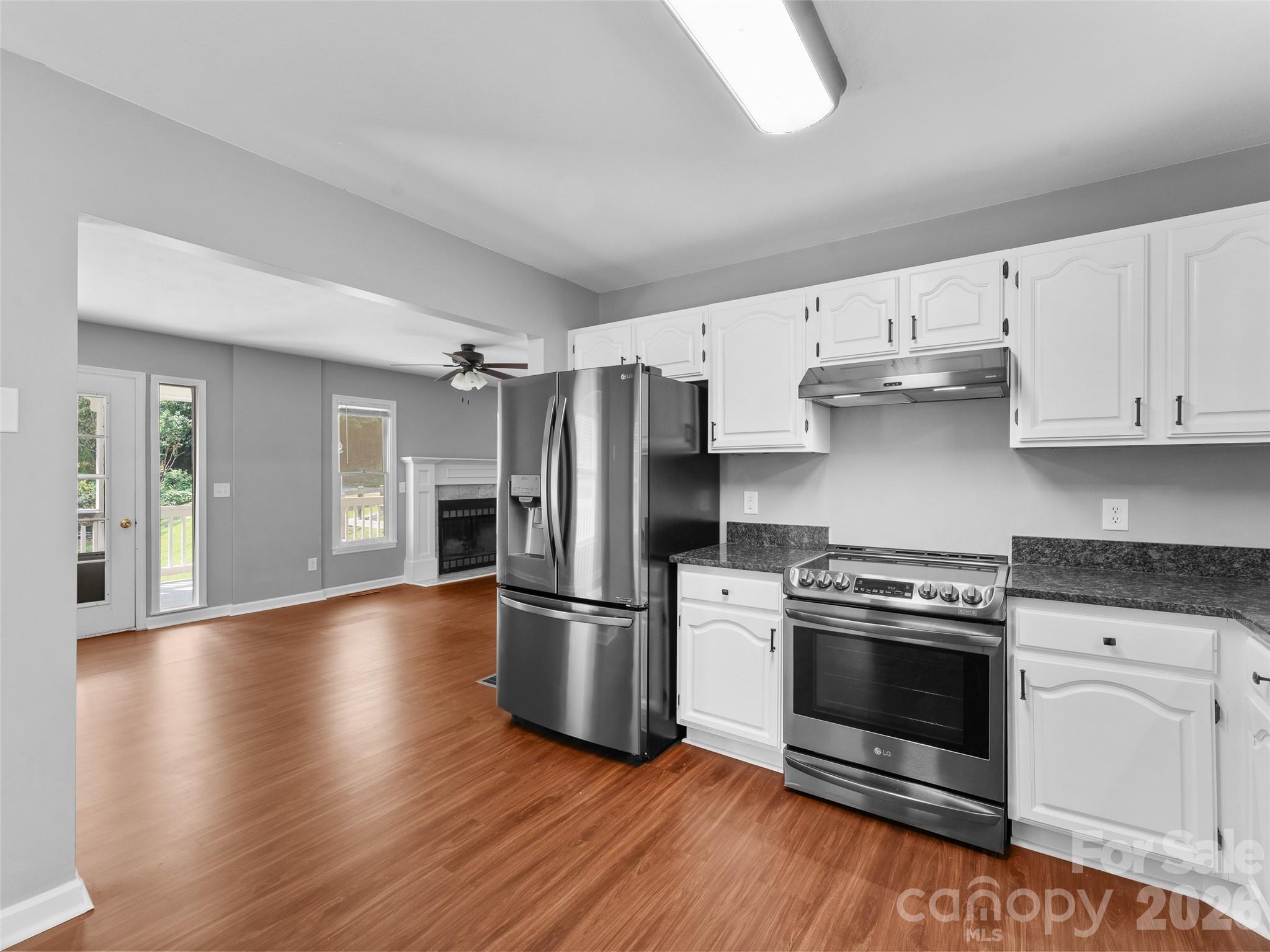 Kitchen - 218 Junaluska Oaks Drive, Waynesville