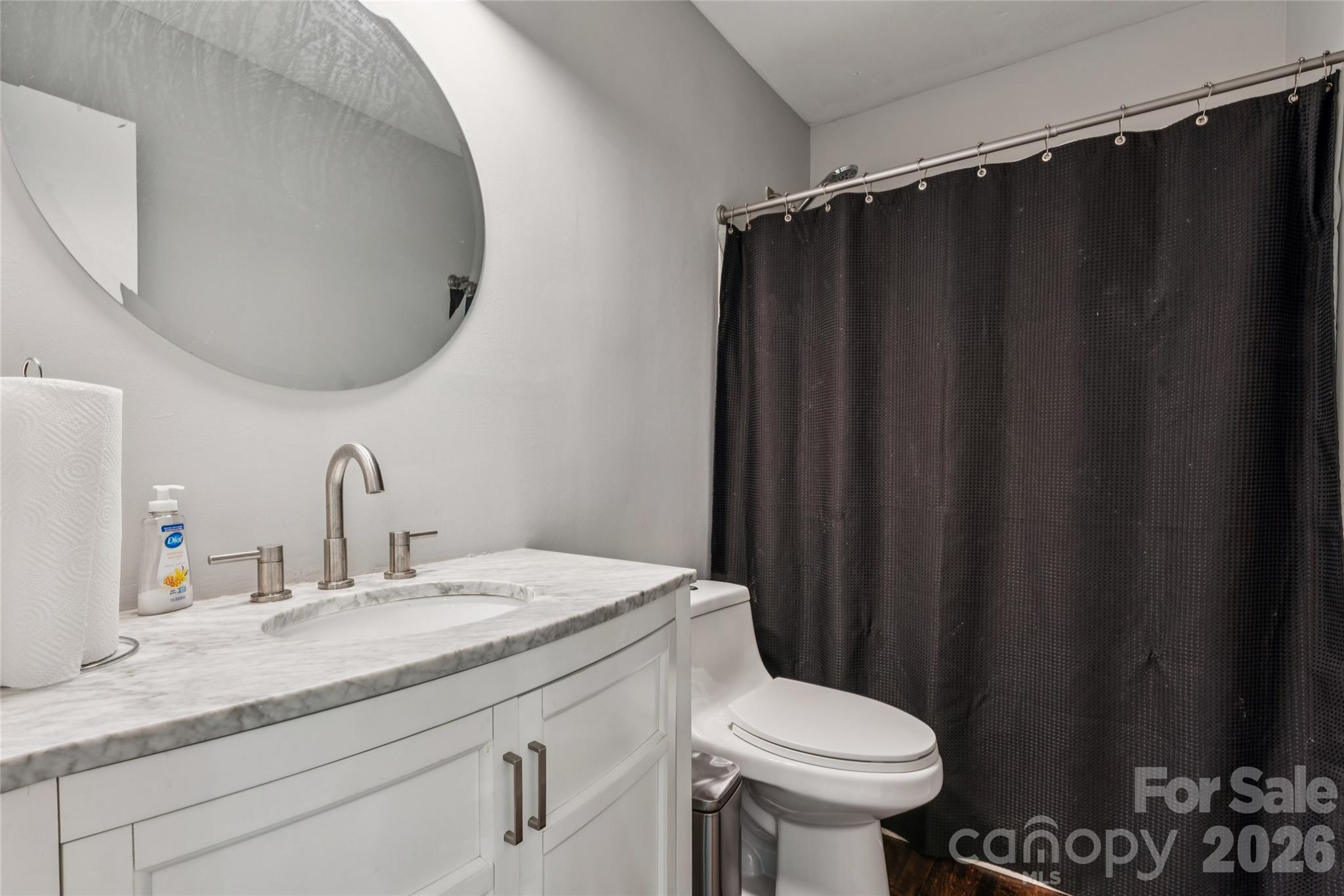 Hall Bath - 3554 Jared Court, Matthews