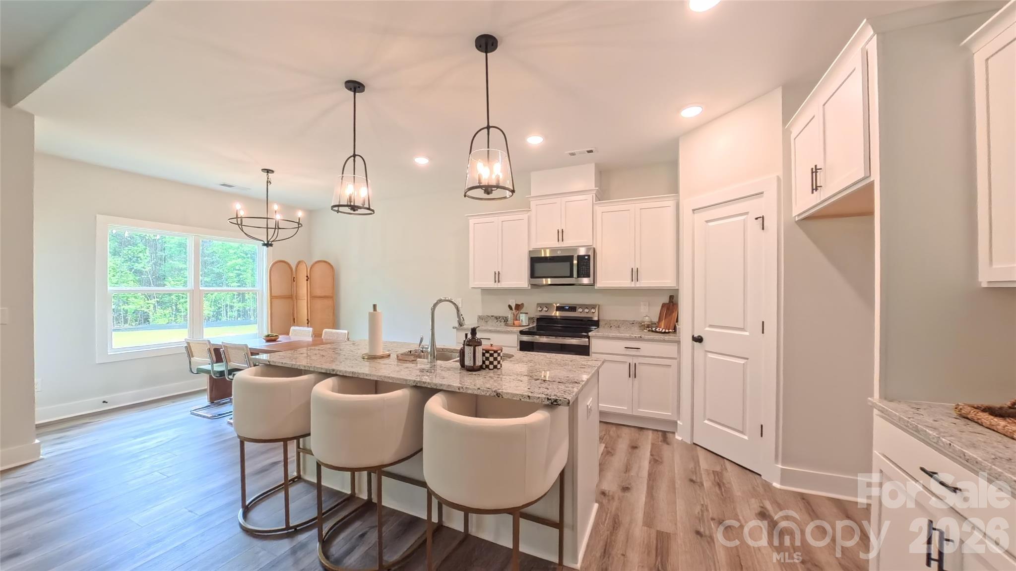 Single Family Residence at 3065 Meadowcrest Drive, Clover, photo 8 of 46