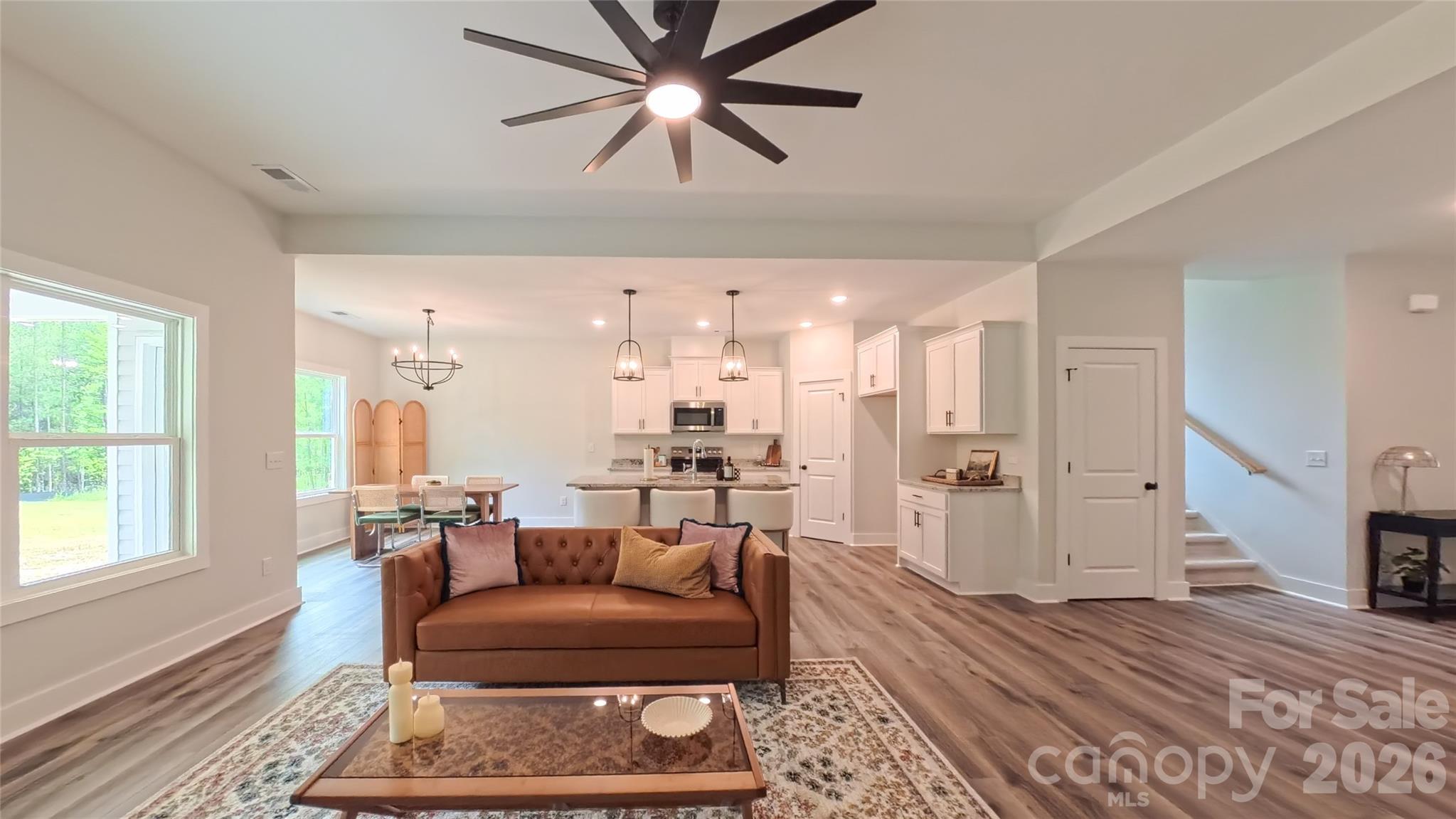 Single Family Residence at 3065 Meadowcrest Drive, Clover, photo 14 of 46