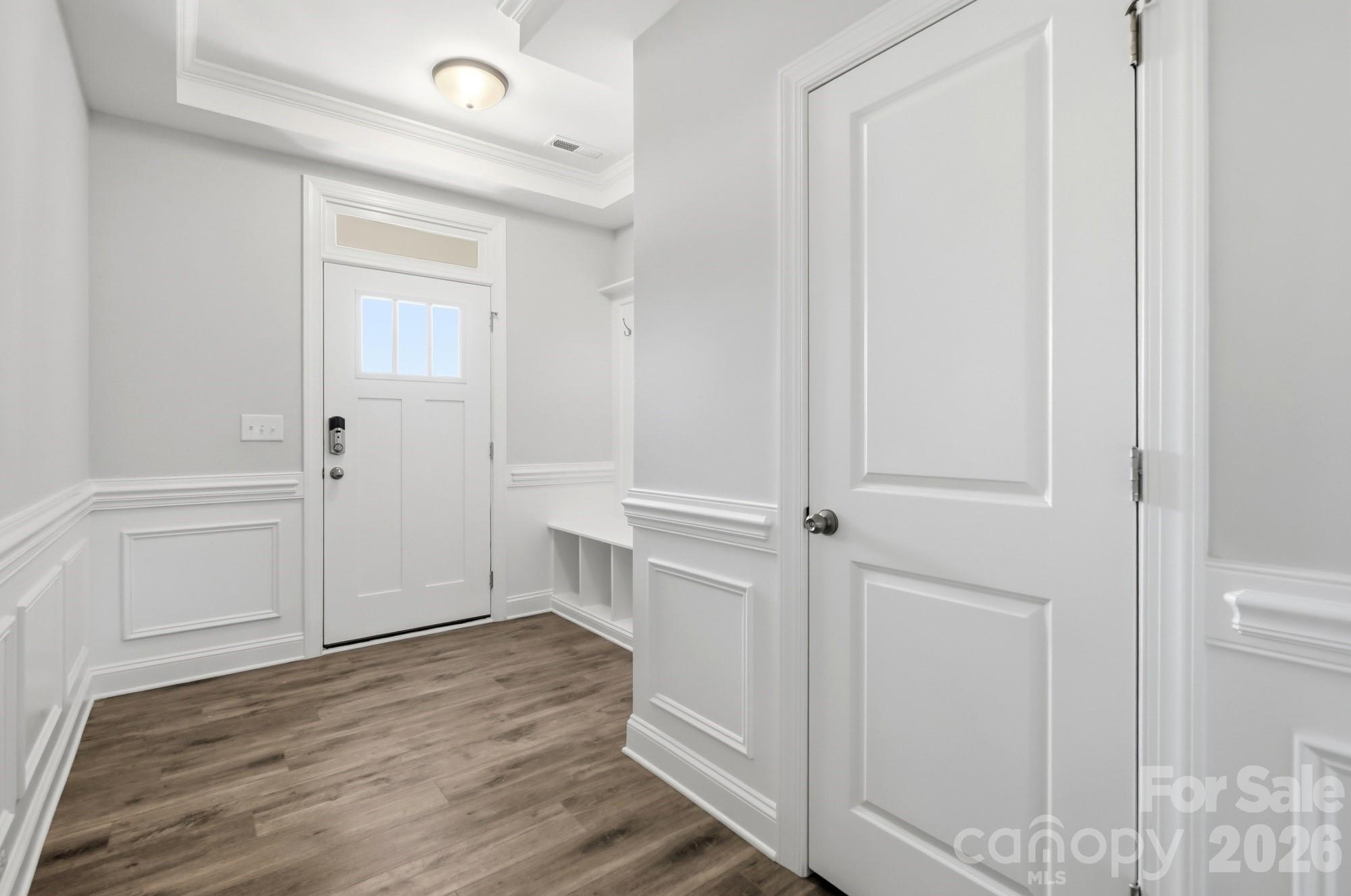 Entryway - 110 Pointer Trail, Troutman