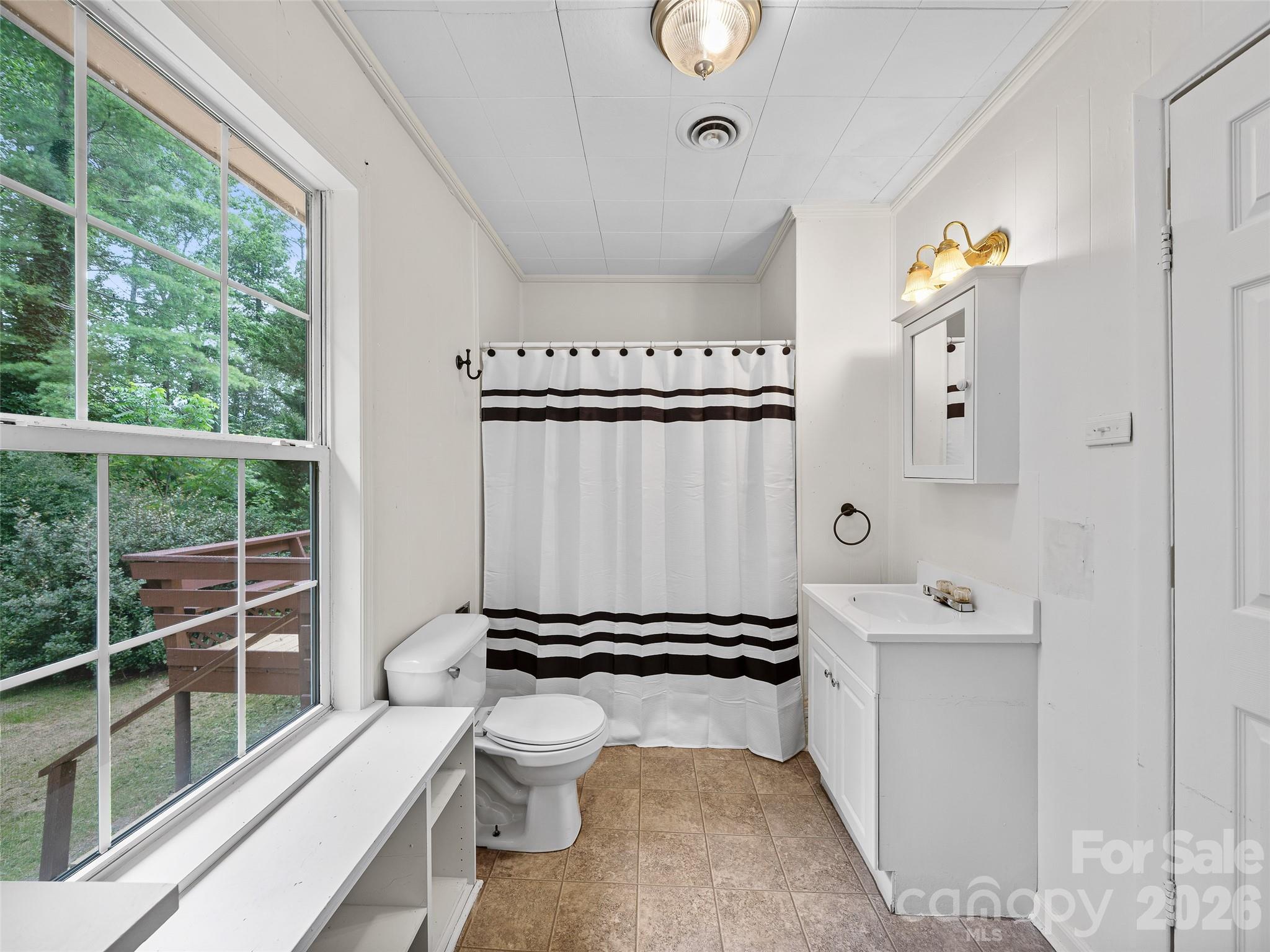Full Bathroom - 1644 State Hwy 80 S None, Burnsville